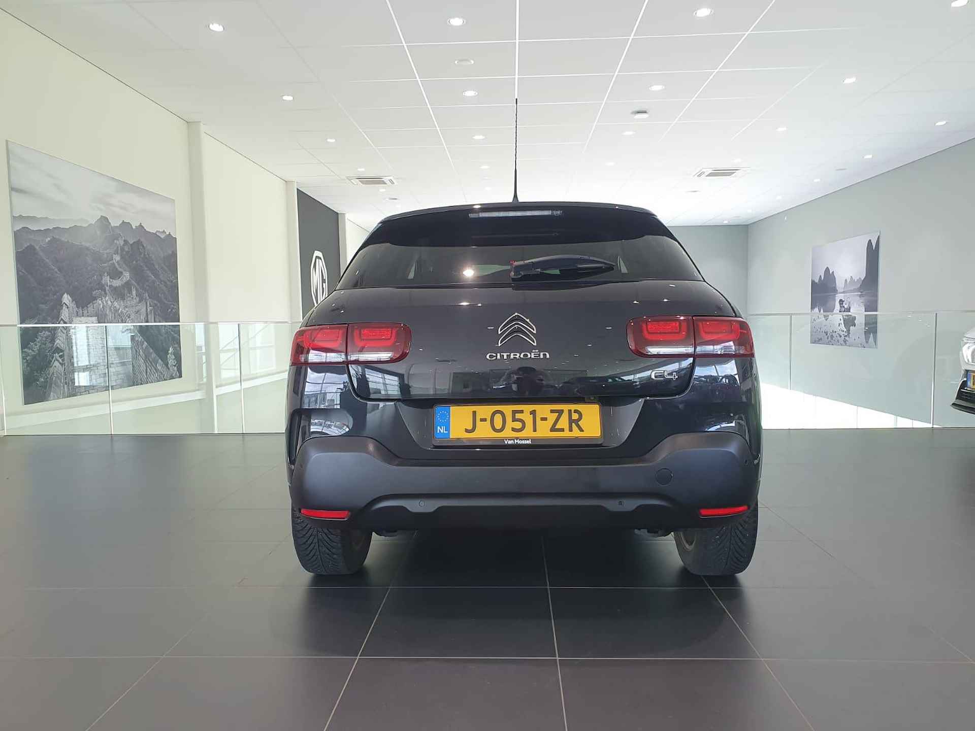 Citroen C4 Cactus 1.2 PureTech Shine | AUTOMAAT | Navigatie | Achteruitrijcamera | Apple Carplay/Android Auto - 5/30