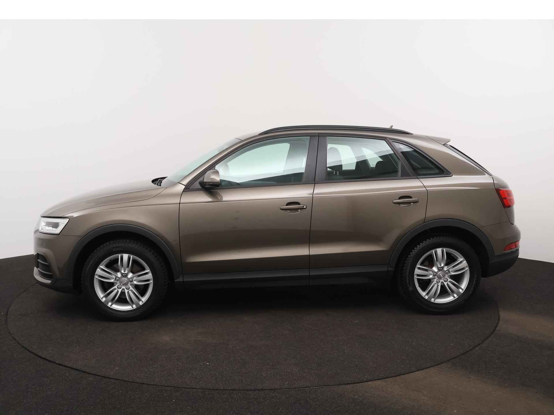 Audi Q3 1.4 TFSI CoD Adrenalin 150 PK | Automaat | Navigatie | Cruise Control | Climate Control | Stoelverwarming | Keyless | Parkeersensoren | LED | Lichtmetalen velgen | - 4/21