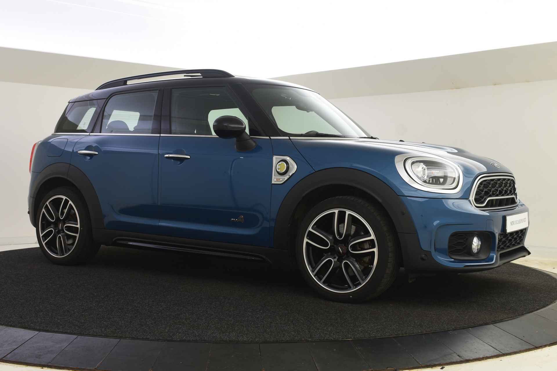 MINI Countryman Cooper SE ALL4 Automaat / JCW Trim / Panoramadak / Active Cruise Control / LED / Comfort Access / JCW Sportstoelen / Apple CarPlay / Head-Up / Park Assistant - 23/48