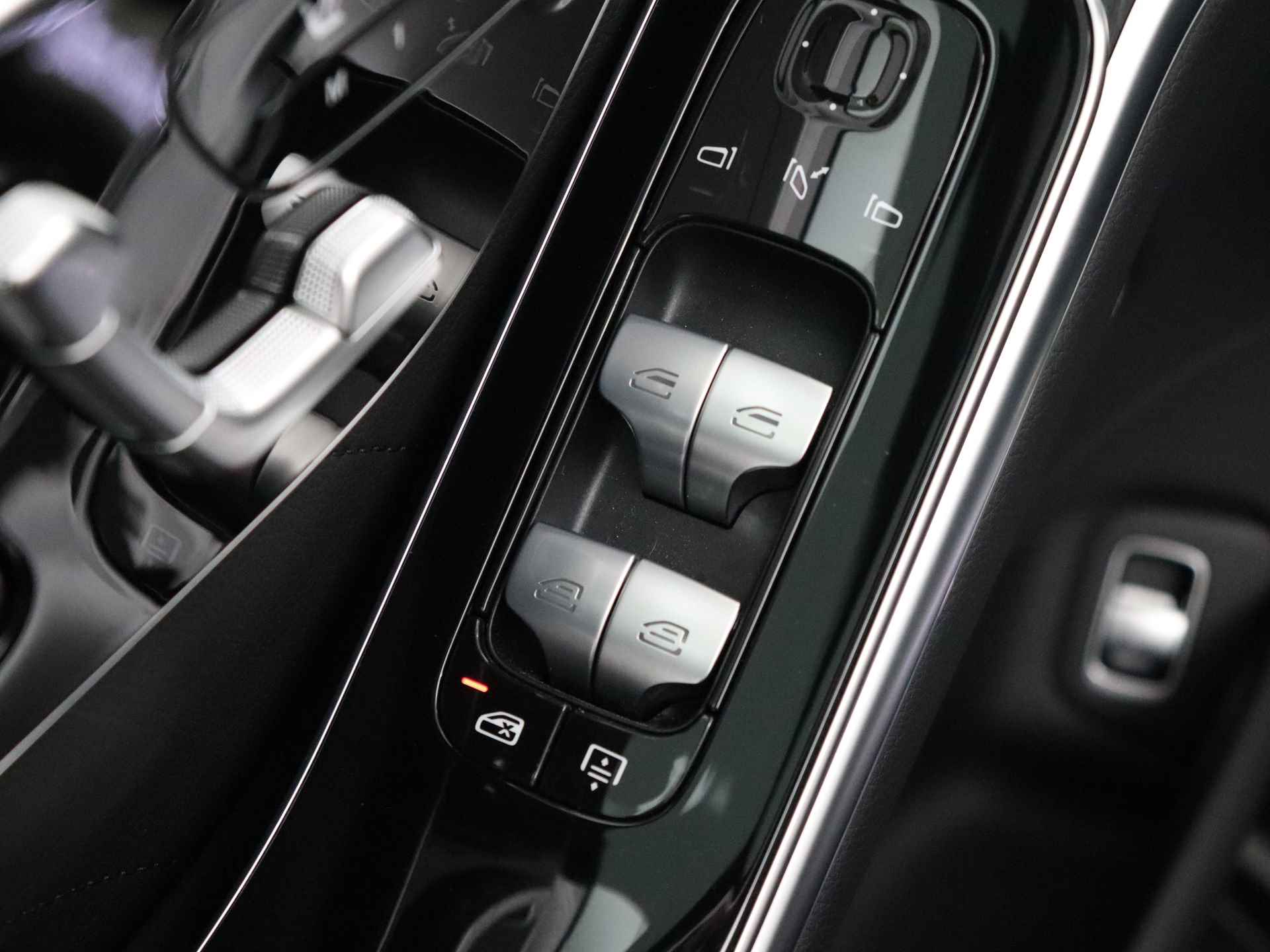 Mercedes-Benz S-Klasse 450 AMG Line | DistronicPlus | Burmester | Achterasbesturting | Head up Display | Inclusief 24 MB Premium Certified garantie voor Europa. - 26/35