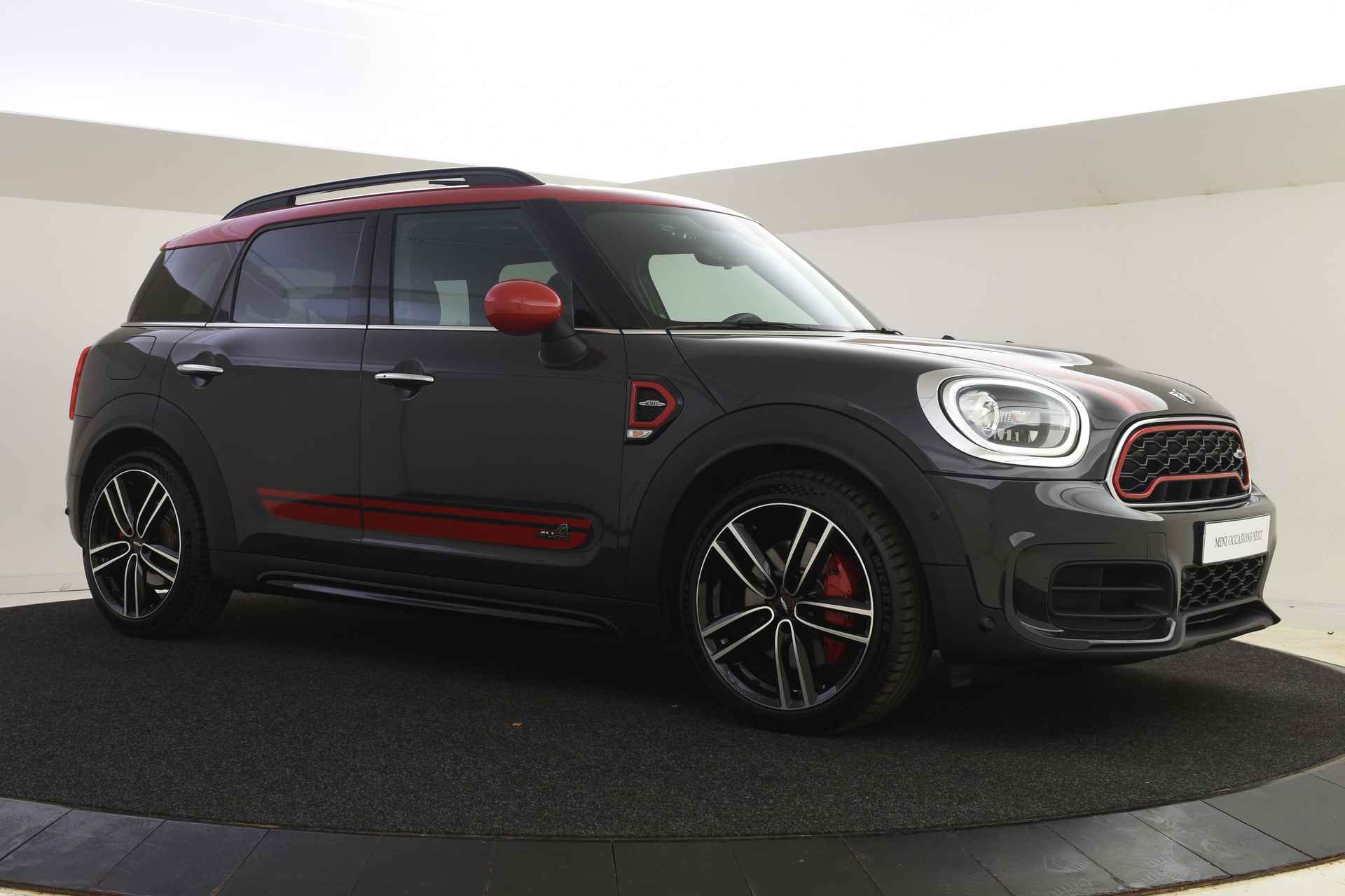 MINI Countryman JCW ALL4 Chili Automaat / Panoramadak / Adaptief onderstel / Achteruitrijcamera / LED / Head-Up / Park Assistant / Navigatie Professional / Cruise Control - 23/39