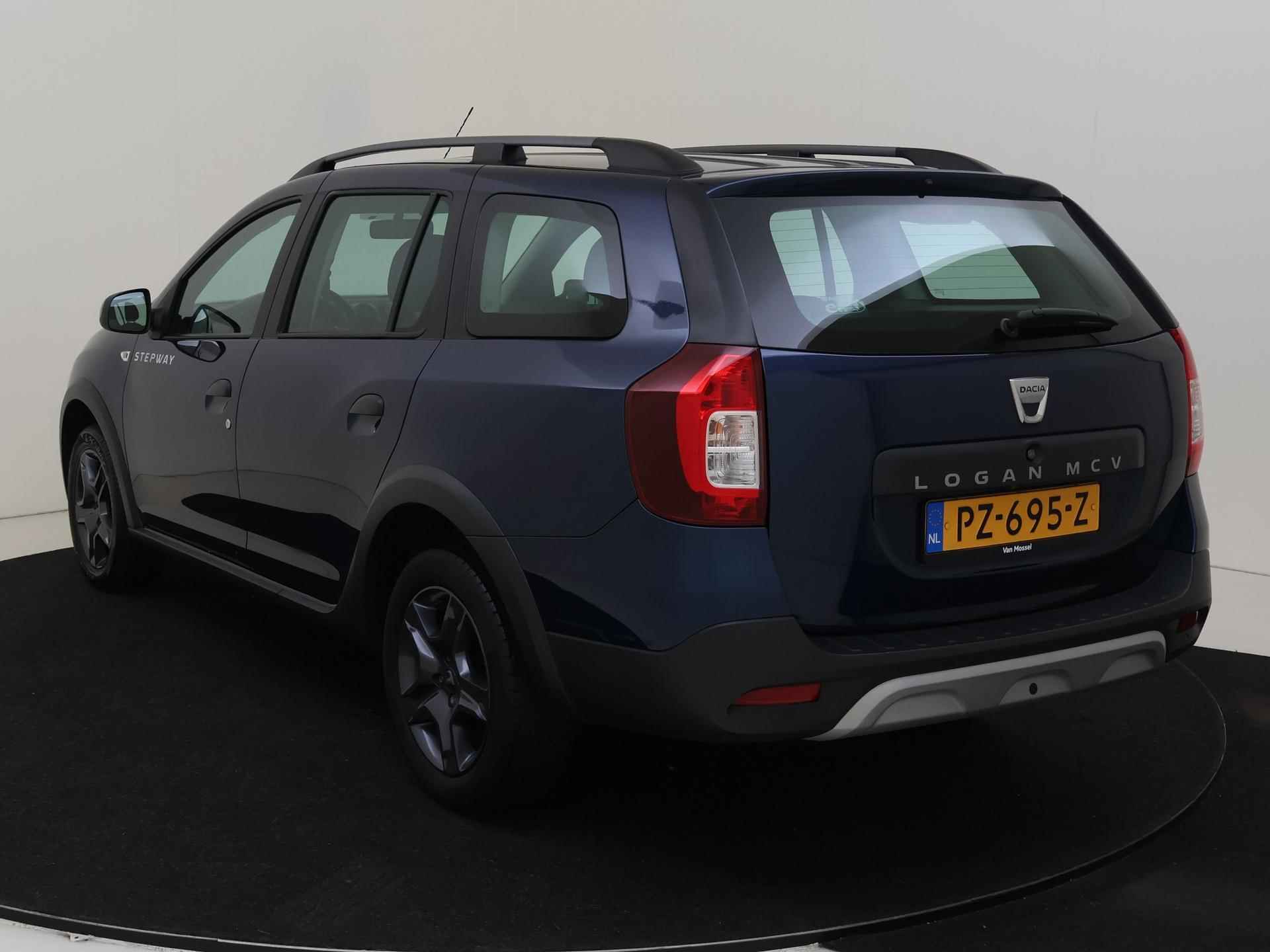 Dacia Logan MCV 0.9 TCe 90 PK Stepway Airco / Navigatie / Camera / Bluetooth / Parkeersensoren Achter / Winterbanden - 4/27