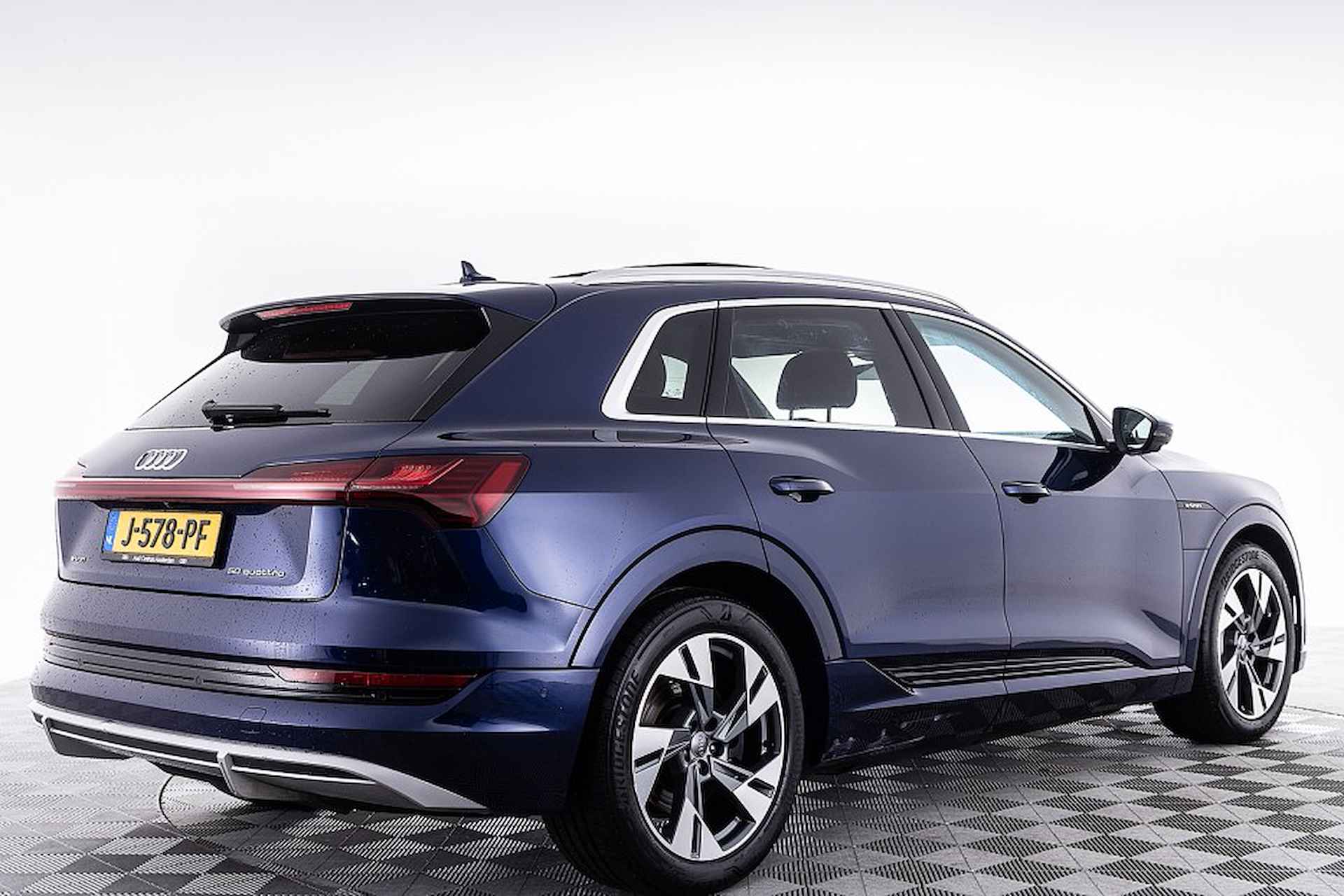 Audi e-tron 50 quattro S edition 71 kWh | PANORAMADAK | LEDER ✅ 1e Eigenaar . - 26/31