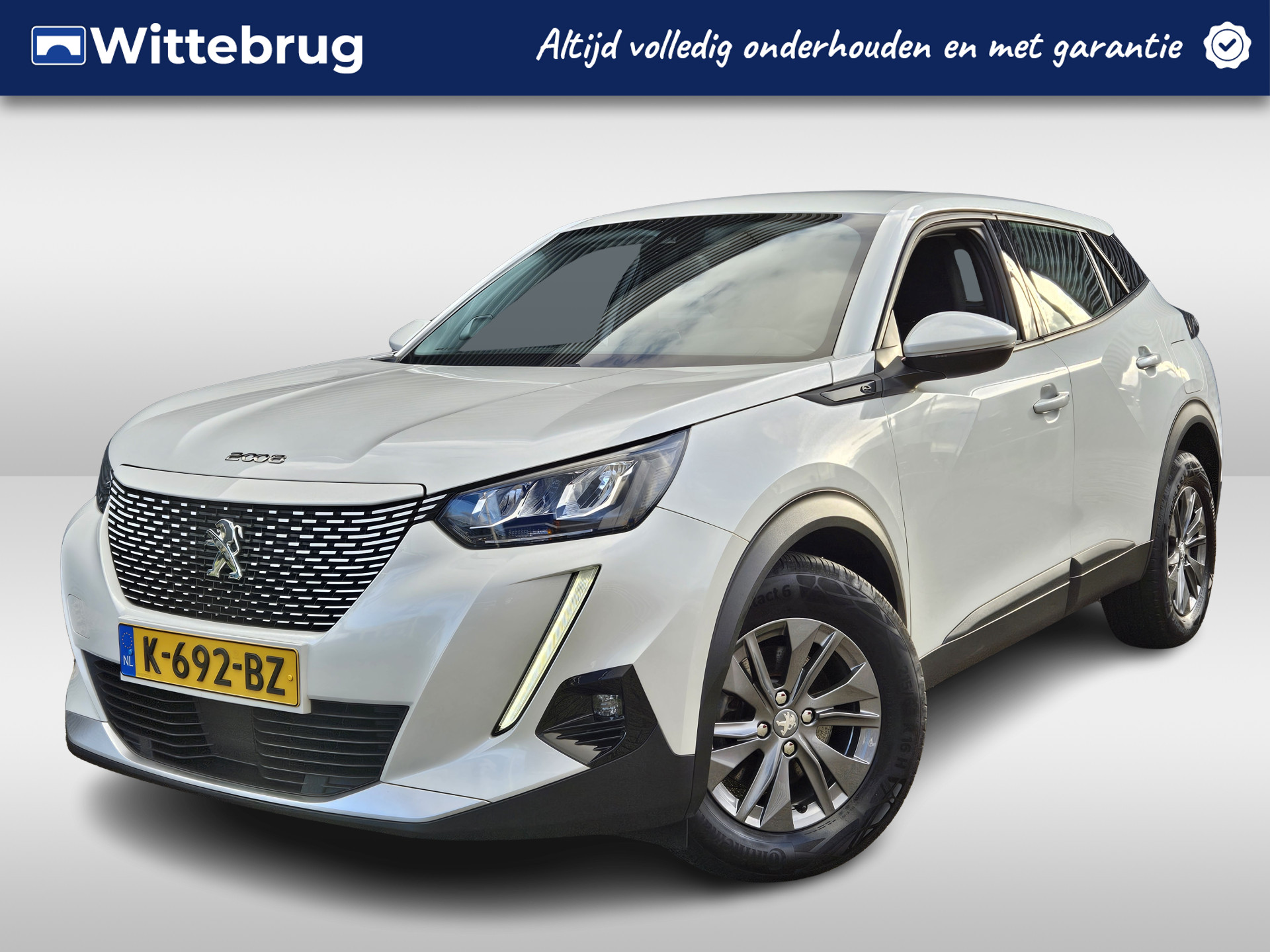 Peugeot e-2008 EV Active 50 kWh | 3-Fase lader | Navigatie | Climate Control | Parkeersensoren | Apple Carplay en Android Auto | Parelmoer Wit |