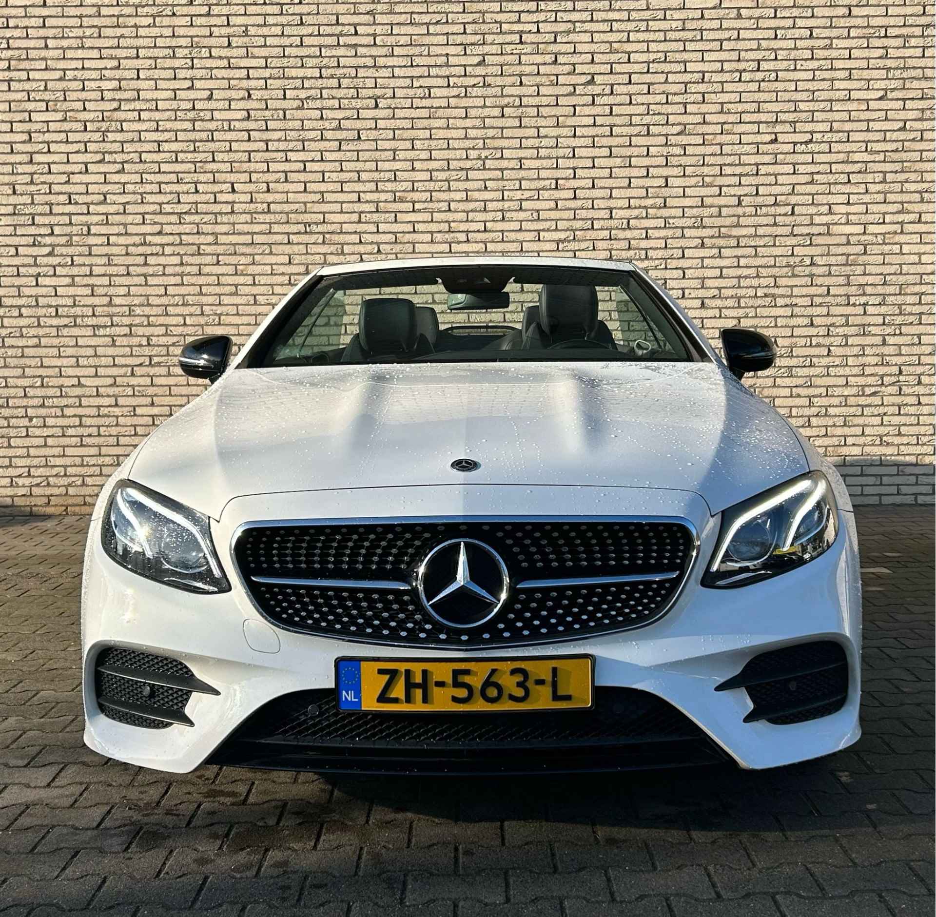 Mercedes-Benz E-Klasse E 200 Cabrio AMG Line l Night pakket l Stoel verwarming l Camera l Sfeer verlichting l - 6/13