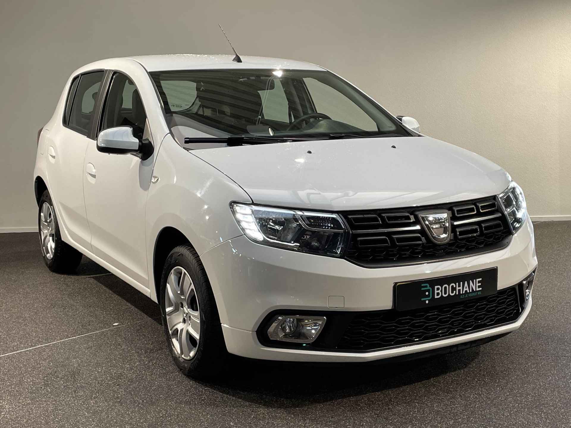 Dacia Sandero 0.9 TCe Laureate - 6/30