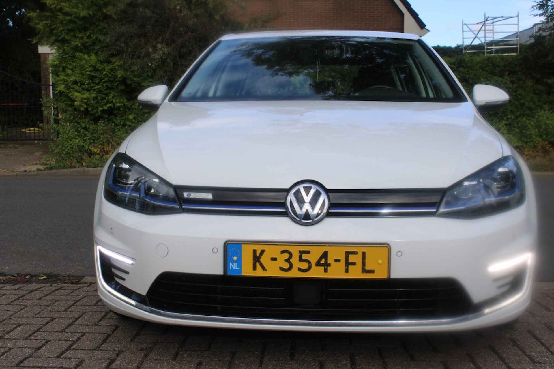 VOLKSWAGEN Golf E edition navigatie adaptief cruise park pilot winterset NAP - 4/24