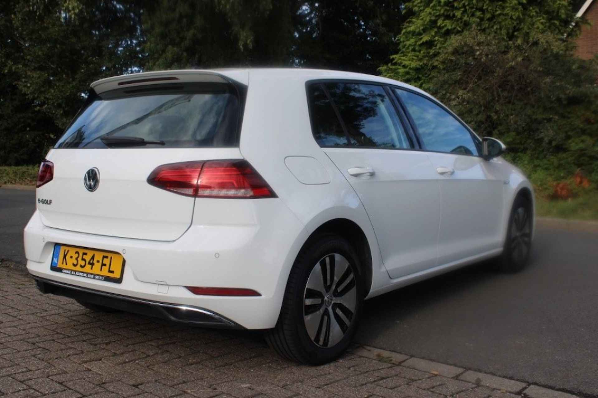 VOLKSWAGEN Golf E edition navigatie adaptief cruise park pilot winterset NAP - 8/24