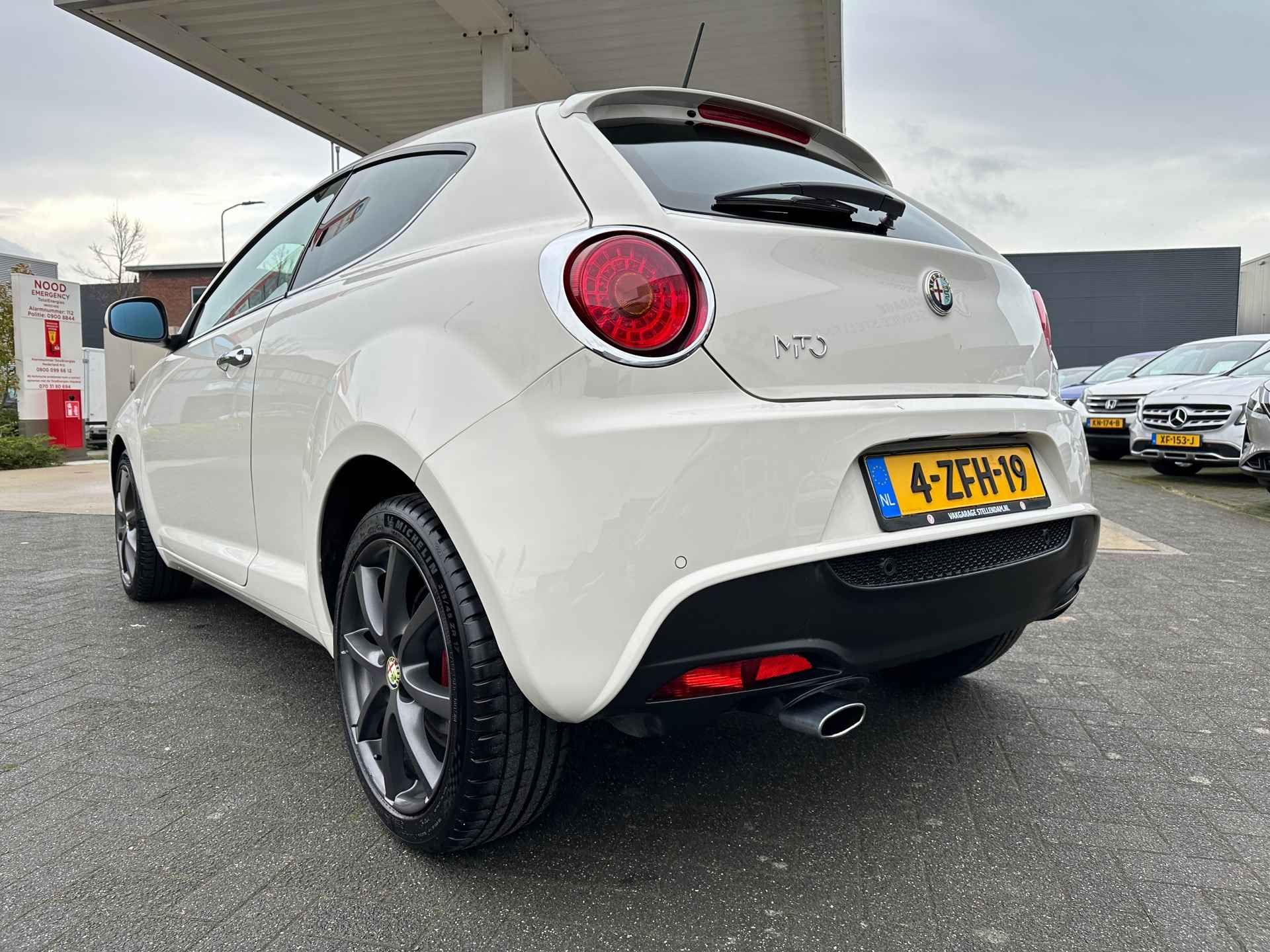 Alfa Romeo MiTo 0.9 TwinAir Esclusivo|Nieuwe remmen/banden Voor + Achter!|PDC Achter|Cruise Control|Navi|Leder|Climate Control - 4/28