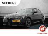 Alfa Romeo Giulia 280pk AWD Sprint | Navigatie | Lederen Sportstoelen | Lichtmetalen Velgen 19" | Voorstoelen Verwarmd En Elektrische Lendesteunen | Cruise Control Adaptief