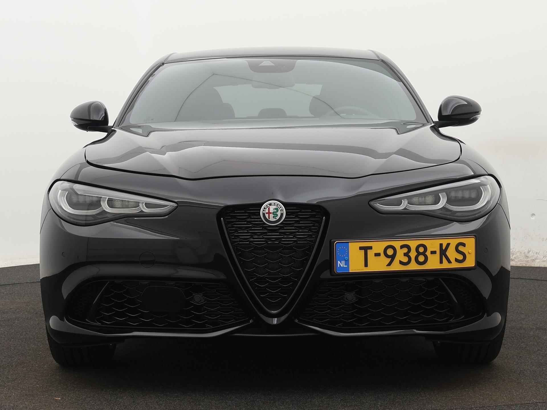 Alfa Romeo Giulia 280pk AWD Sprint | Navigatie | Lederen Sportstoelen | Lichtmetalen Velgen 19" | Voorstoelen Verwarmd En Elektrische Lendesteunen | Cruise Control Adaptief - 7/32