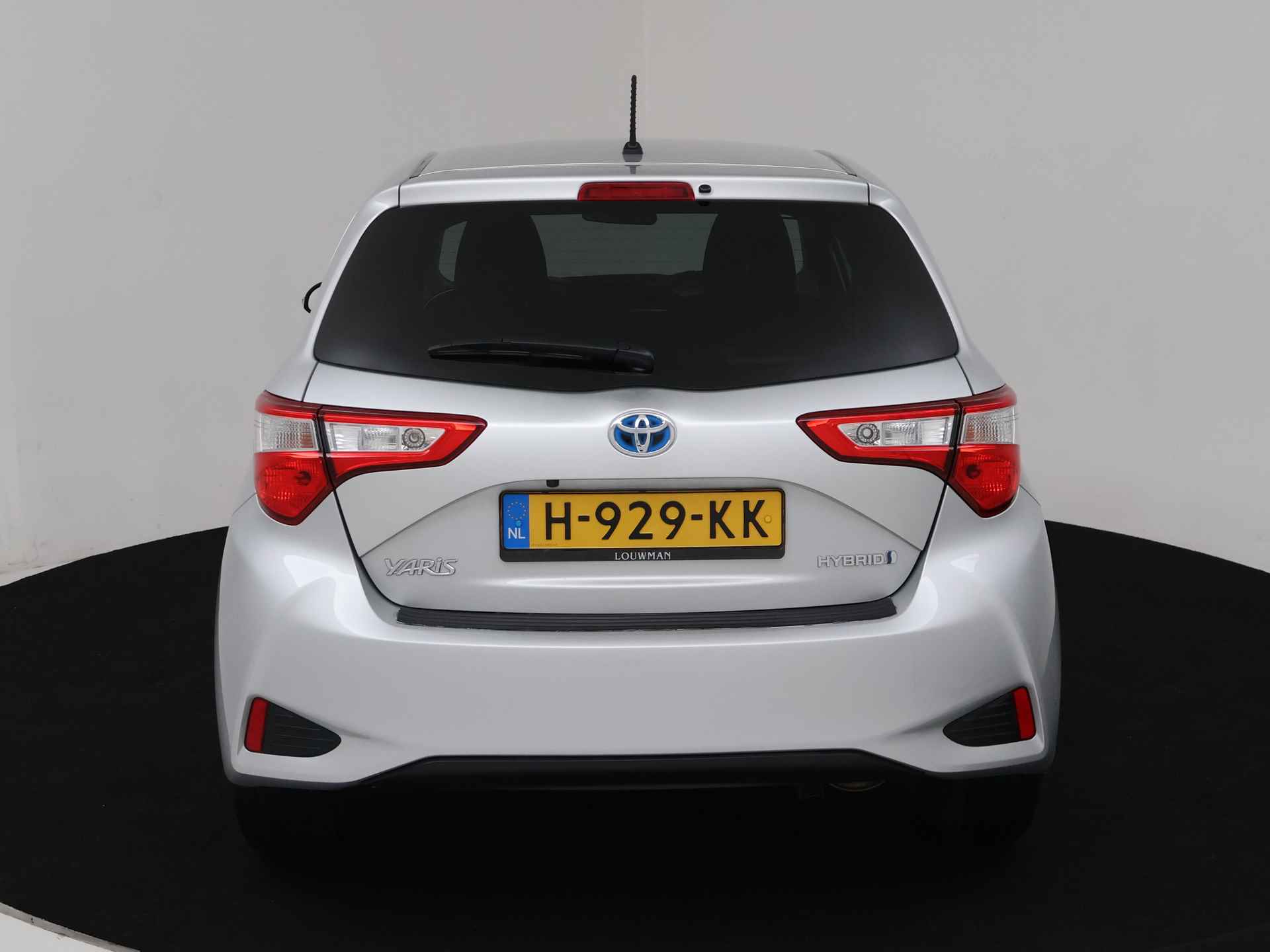 Toyota Yaris 1.5 Hybrid Dynamic Limited | Climate Control | Cruise Control | Navigatie | LM velgen | - 29/42