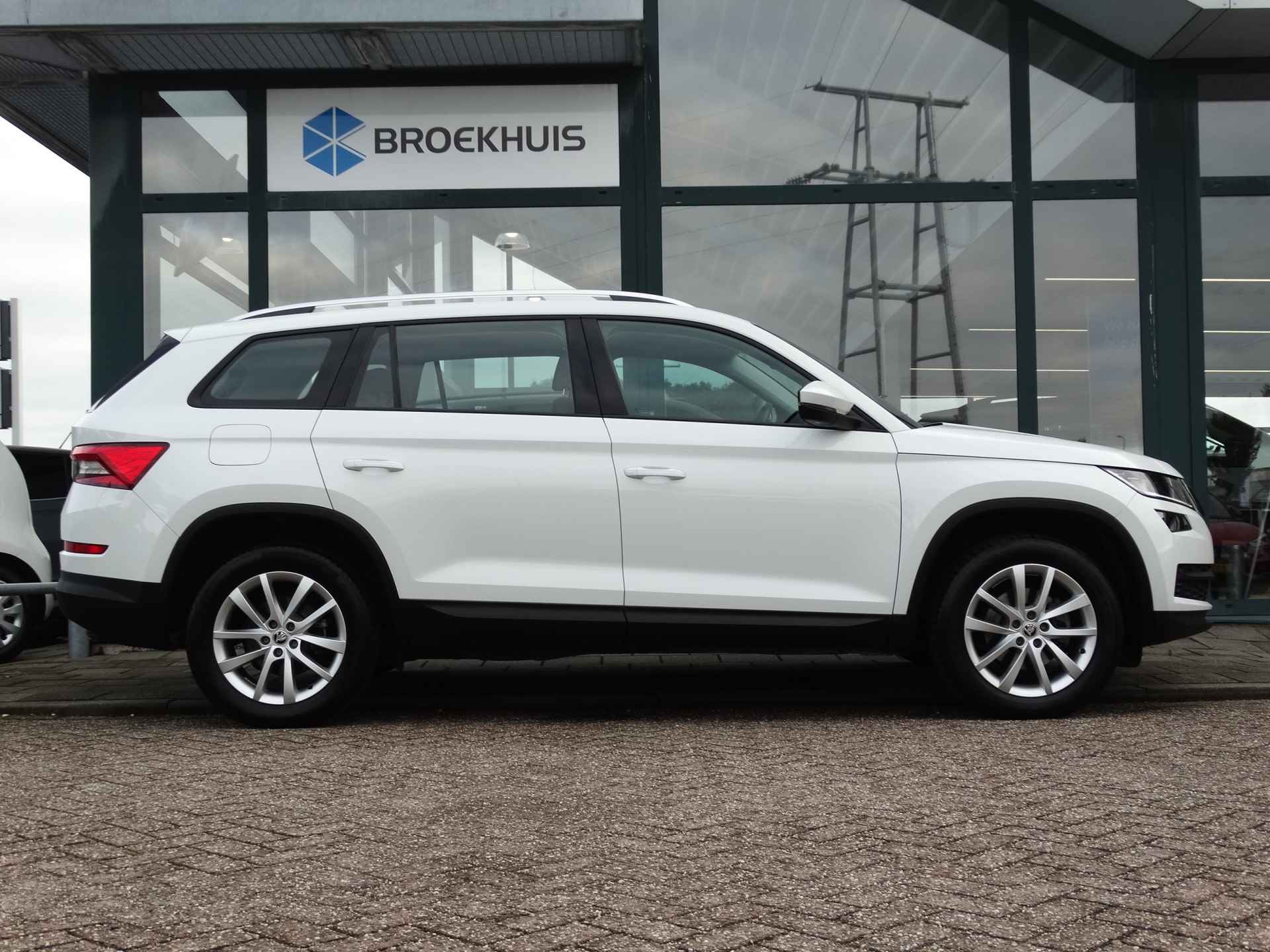 Škoda Kodiaq 1.5 TSI 150PK Limited Business Edition | Navigatie | Achteruitrijcamera | Climate Control | - 5/26