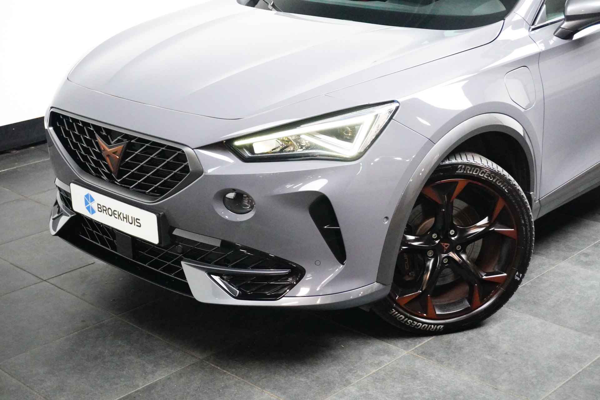 CUPRA Formentor 1.4 e-Hybrid VZ 245PK Performance | TREKHAAK | CAMERA | AUTO A. KLEP | FULL LED - 28/28