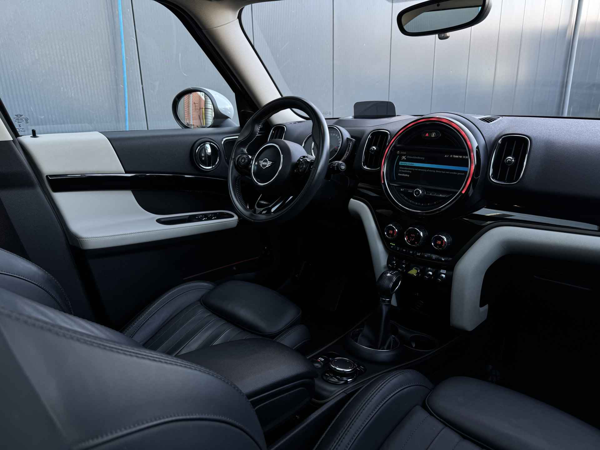 MINI Countryman 2.0 Cooper S E ALL4 Chili Prijs Inclusief Onderhoud & 12 Maand BOVAG Garantie | Bomvol Opties | Schuif/kantel Dak | Harman Kardon | - 4/56