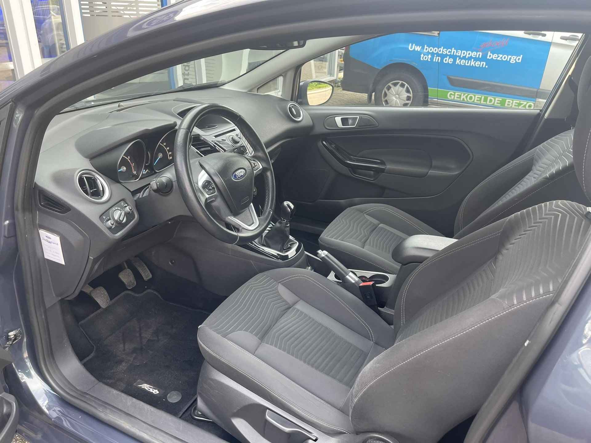 Ford Fiesta 1.0 EcoBoost Titanium 100pk Trekhaak | 2023 Nieuwe Distributieriem gehad | Cruise Controle | Climate Controle | Elek. Voorruitverwarming | Dealer onderhouden - 23/32