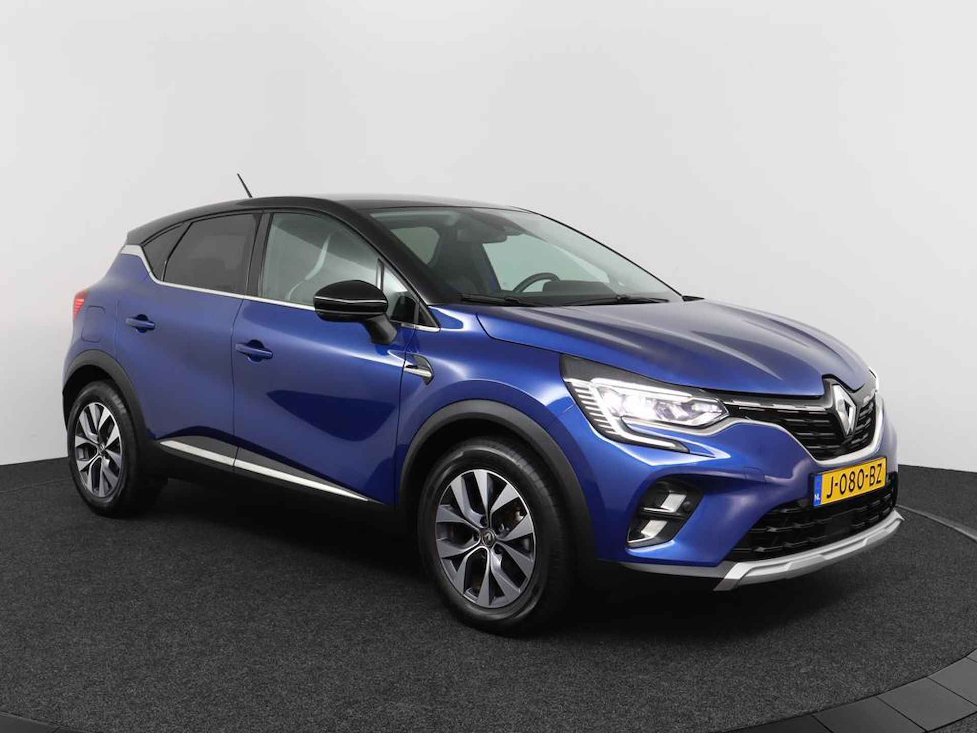 Renault Captur 1.0 TCe 100 Intens - 7/43