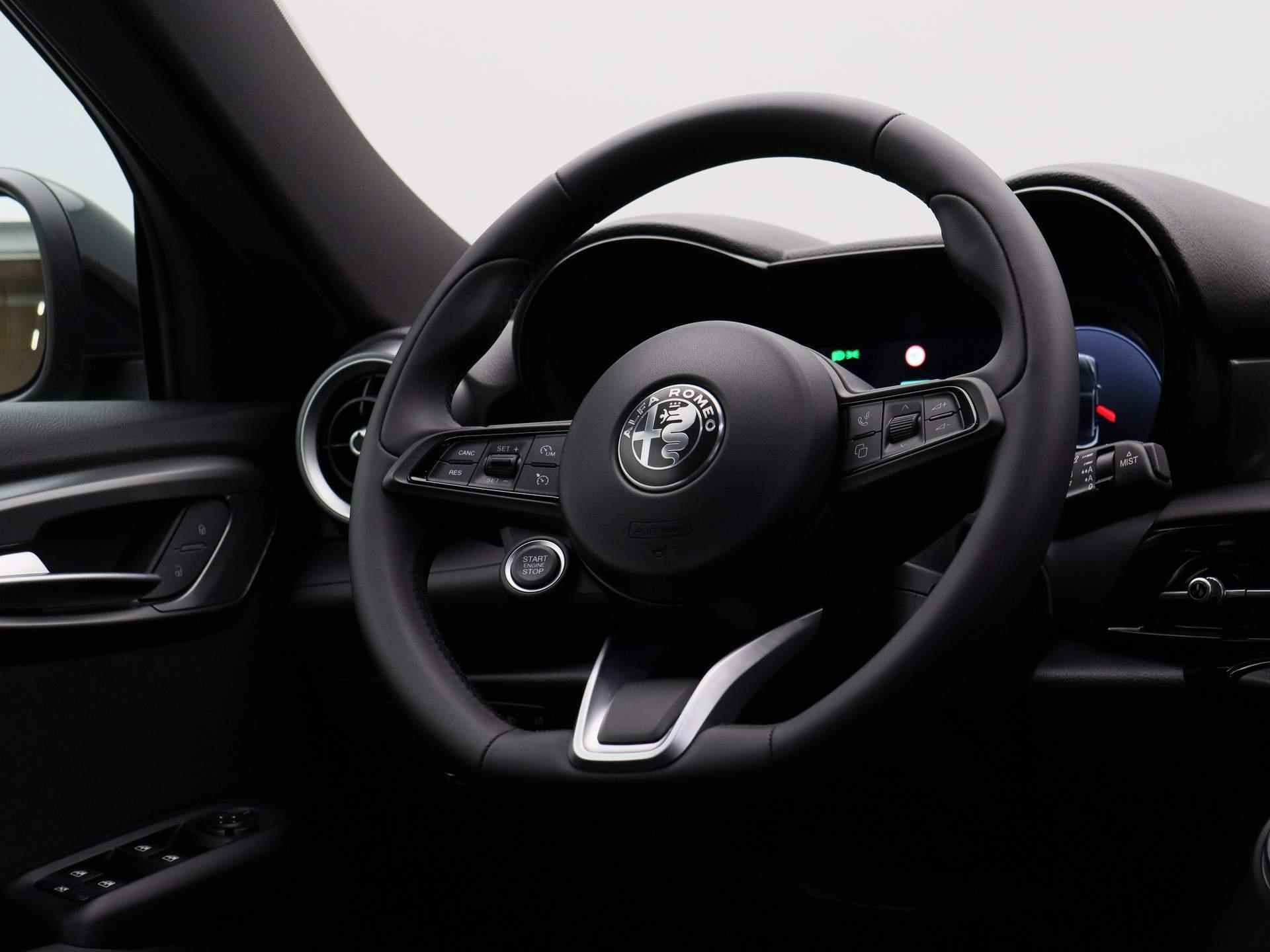 Alfa Romeo Tonale 1.5T Hybrid Super | ECC | LMV | PDC | LED | - 35/41