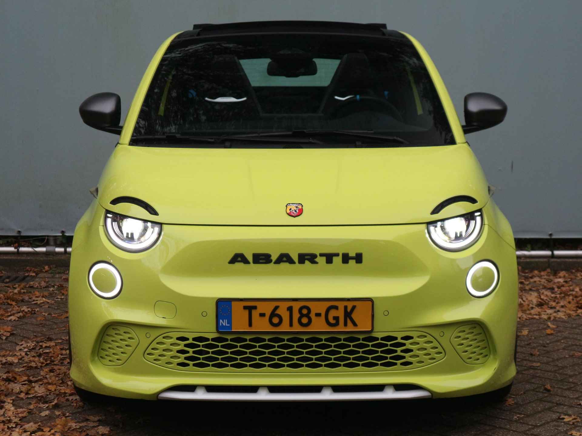 Abarth 500C Turismo 42 kWh Cabrio  / Carplay / Camera / LED - 24/33