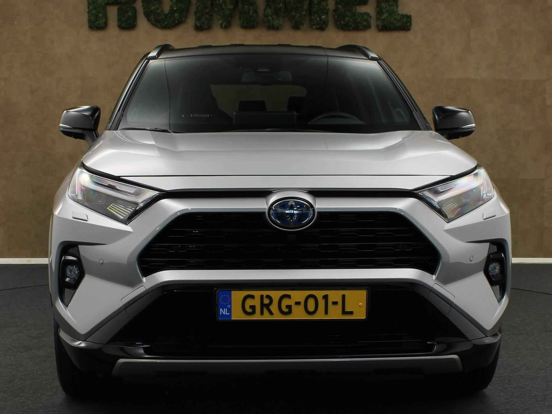 Toyota RAV4 2.5 Hybrid Style  - NAVIGATIE - TWO TONE LAK - VOORRRUITVERWARMING - ELEKTRISCH BEDIENBARE ACHTERKLEP - 19 INCH LICHT METALEN VELGEN - JBL AUDIO - ELEKTRISCH VERSTELBARE VOORSTOEL - DODEHOEK DETECTIE - STUURVERWARMING - STOELVERWARMING - 10/44