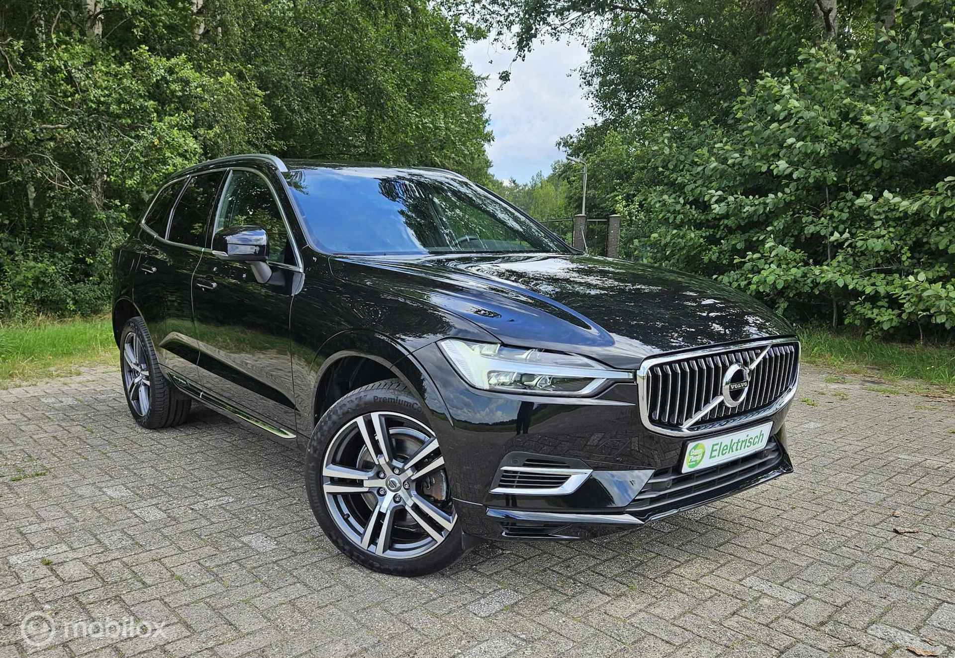 Volvo XC60 2.0 T8 Twin Engine AWD|Trekhaak|Pano|Leder - 2/39