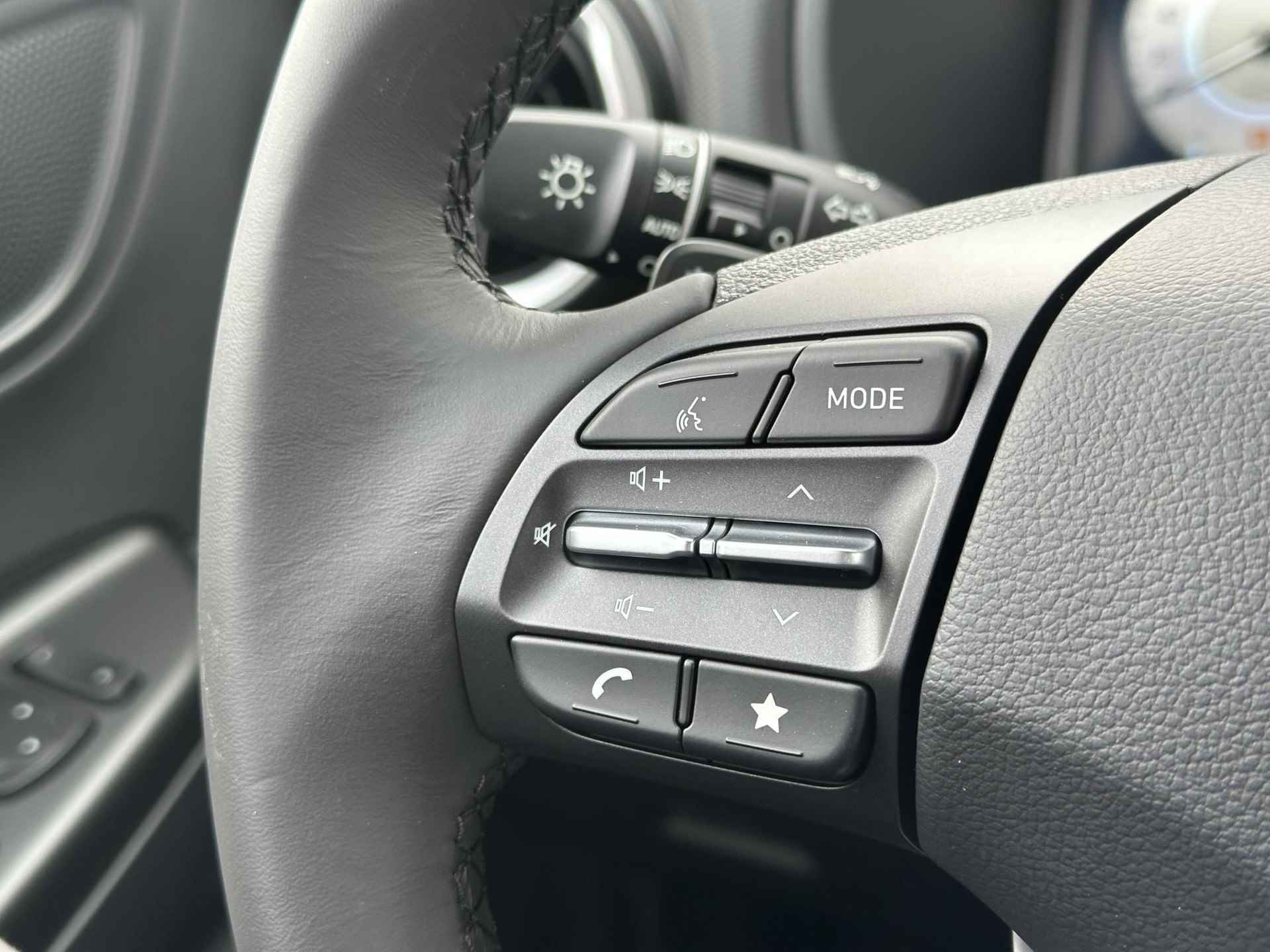 Hyundai Kona EV Comfort WLTP Actieradius tot 305KM / € 4513,- HSD Korting  / €2000,- Subsidie Mogelijk / Actieradius tot 305KM WLTP / Apple Carplay & Android Auto / Camera /Adaptieve Cruise Control - 9/43