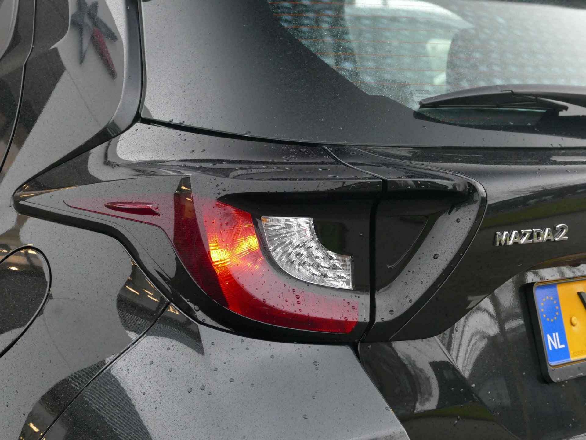 Mazda 2 Hybrid 1.5 Exclusive-line - 5/27