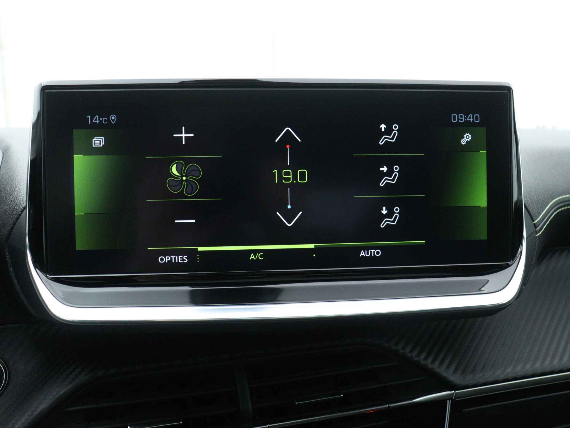 Peugeot 208 1.2 PureTech GT-Line | Stoelverwarming | Camera | Apple Carplay | 3D Cockpit | Panoramadak | - 12/46