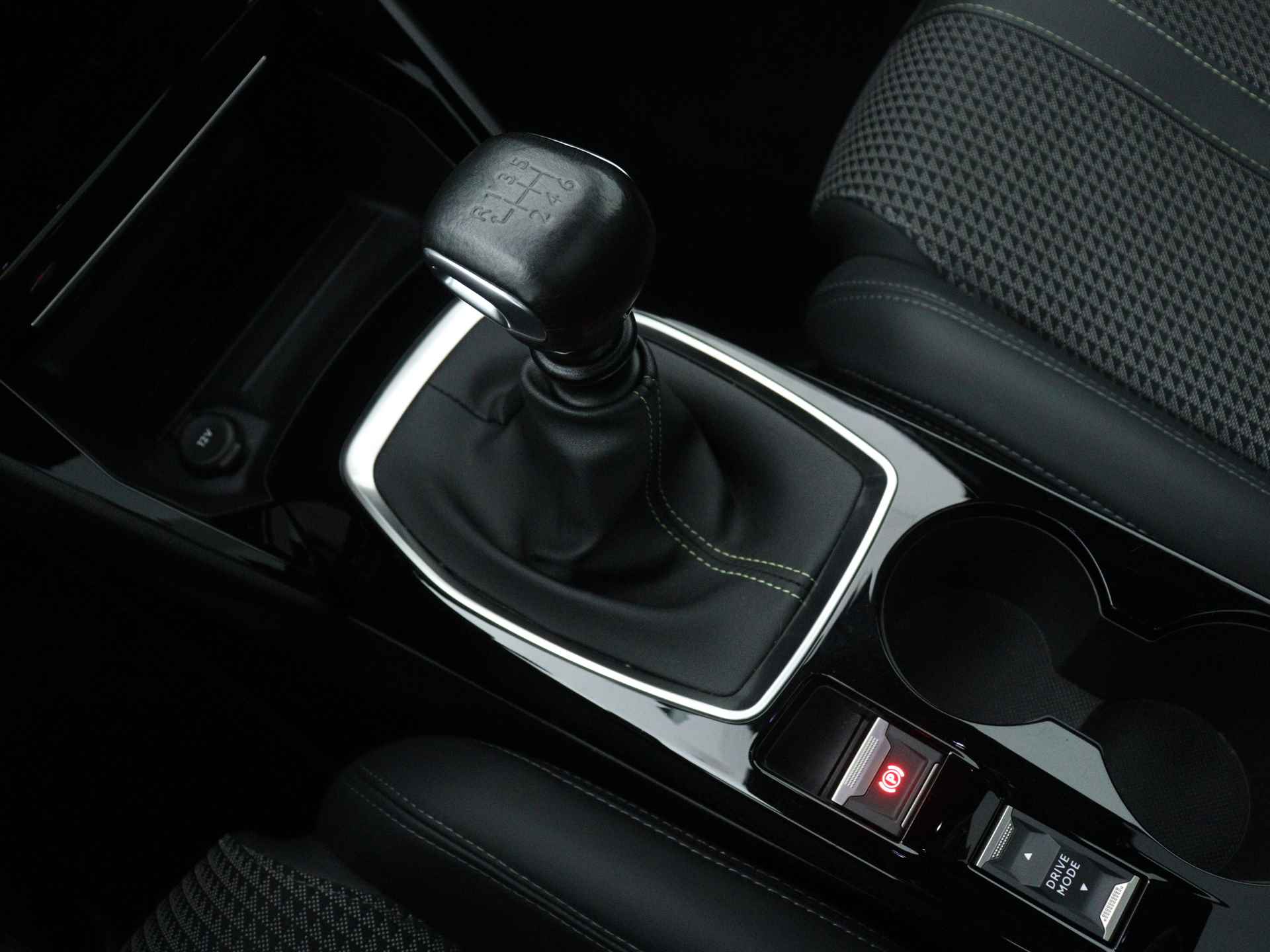Peugeot 208 1.2 PureTech GT-Line | Stoelverwarming | Camera | Apple Carplay | 3D Cockpit | Panoramadak | - 13/46