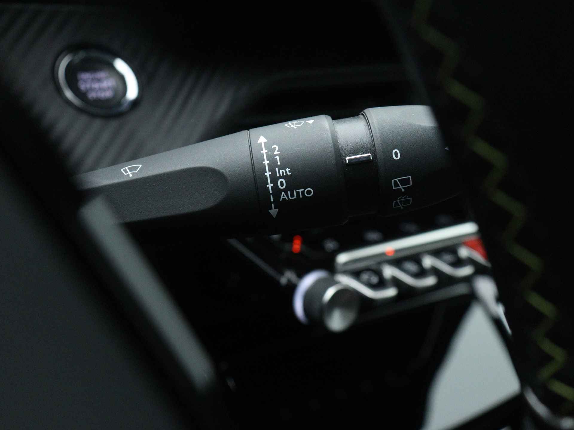 Peugeot 208 1.2 PureTech GT-Line | Stoelverwarming | Camera | Apple Carplay | 3D Cockpit | Panoramadak | - 26/46