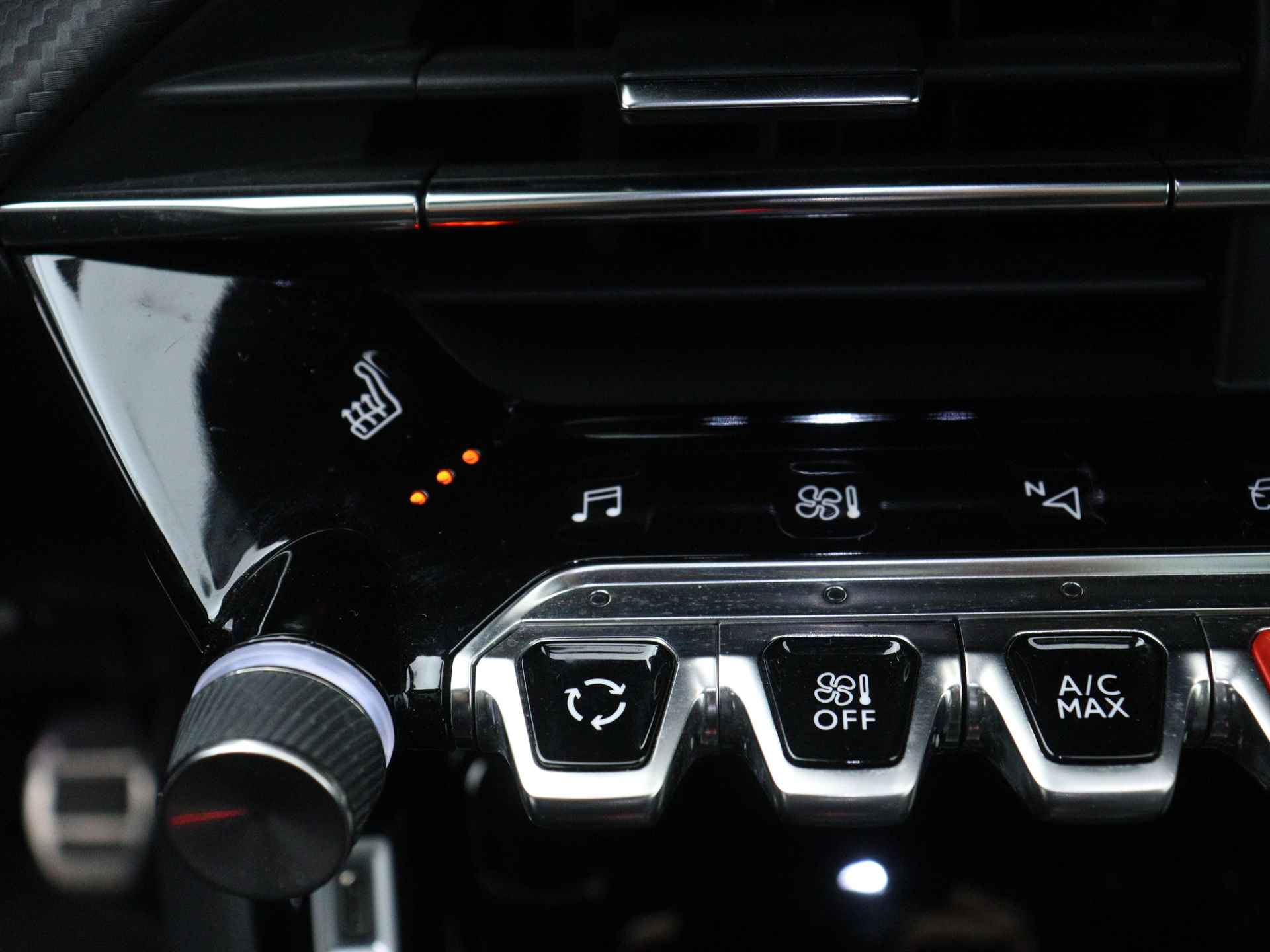 Peugeot 208 1.2 PureTech GT-Line | Stoelverwarming | Camera | Apple Carplay | 3D Cockpit | Panoramadak | - 36/46