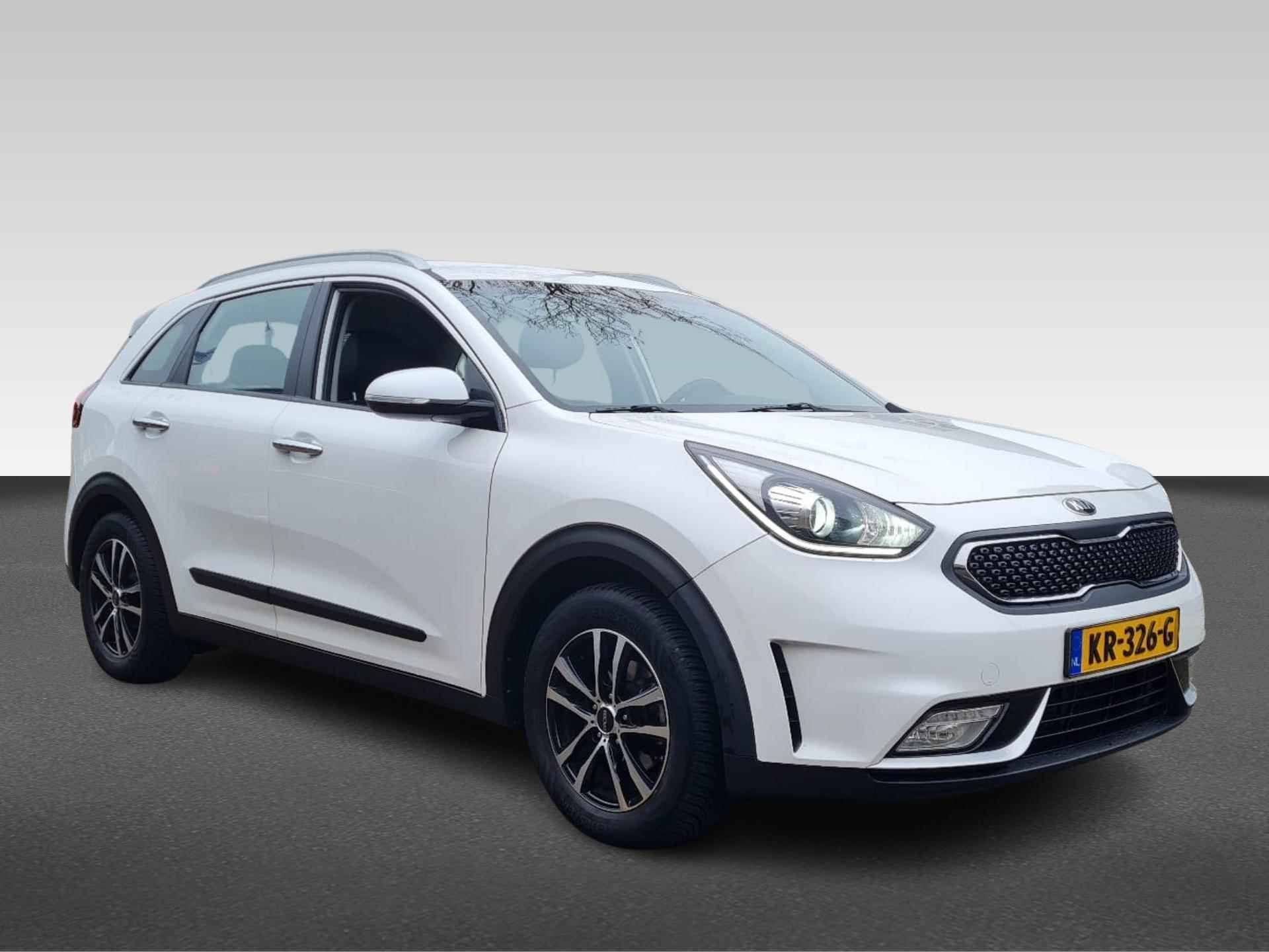 Kia Niro 1.6 GDi Hybrid First Edition - 7/33