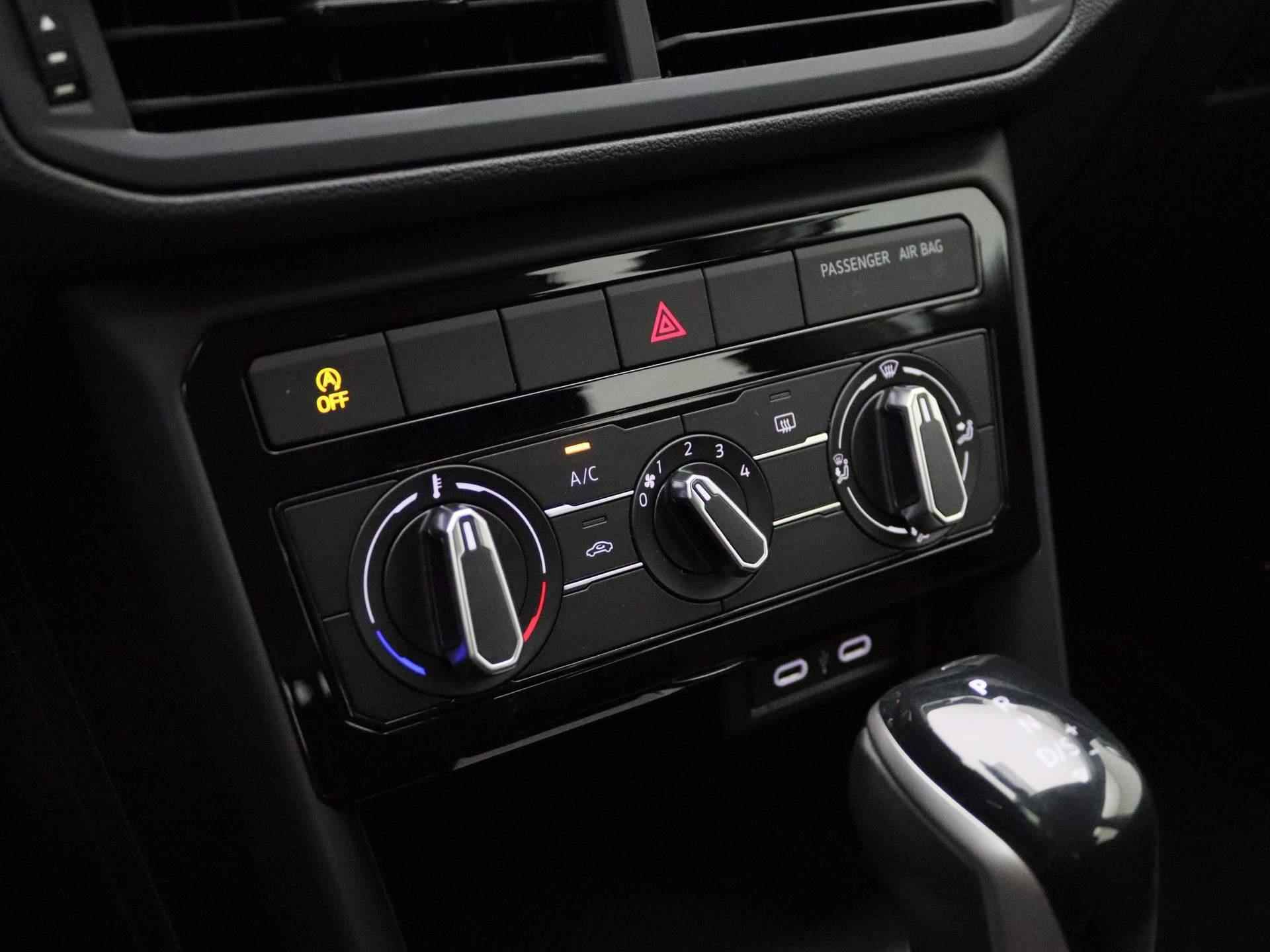 Volkswagen T-Cross 1.0 TSI Life Automaat | Airco | 16 Inch Velgen | Cruise Control | Apple Carplay | - 18/35