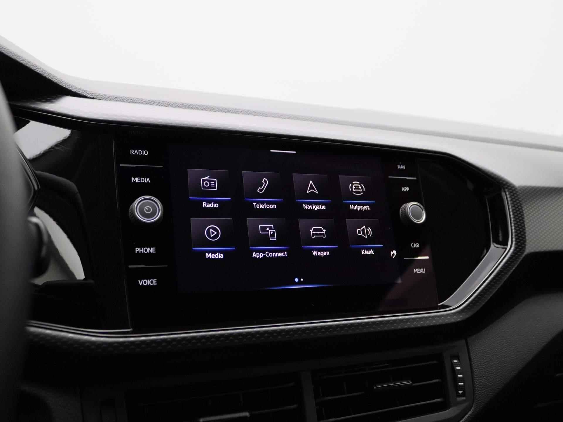 Volkswagen T-Cross 1.0 TSI Life Automaat | Airco | 16 Inch Velgen | Cruise Control | Apple Carplay | - 26/35