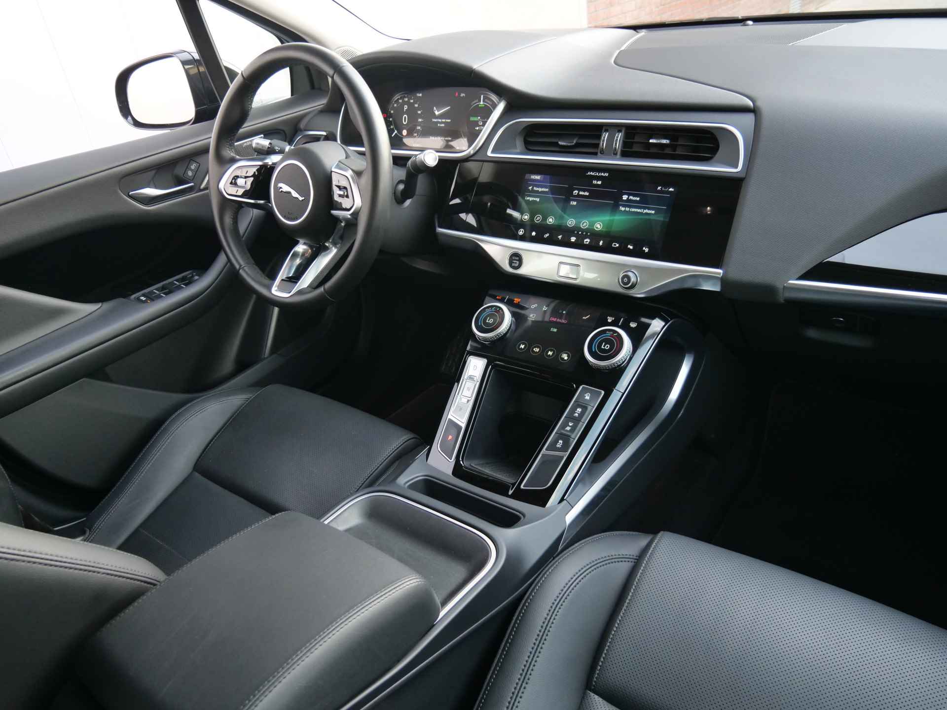 Jaguar I-PACE EV400 Business Edition S Navi / Camera / Leder / Apple Carplay - 2/42