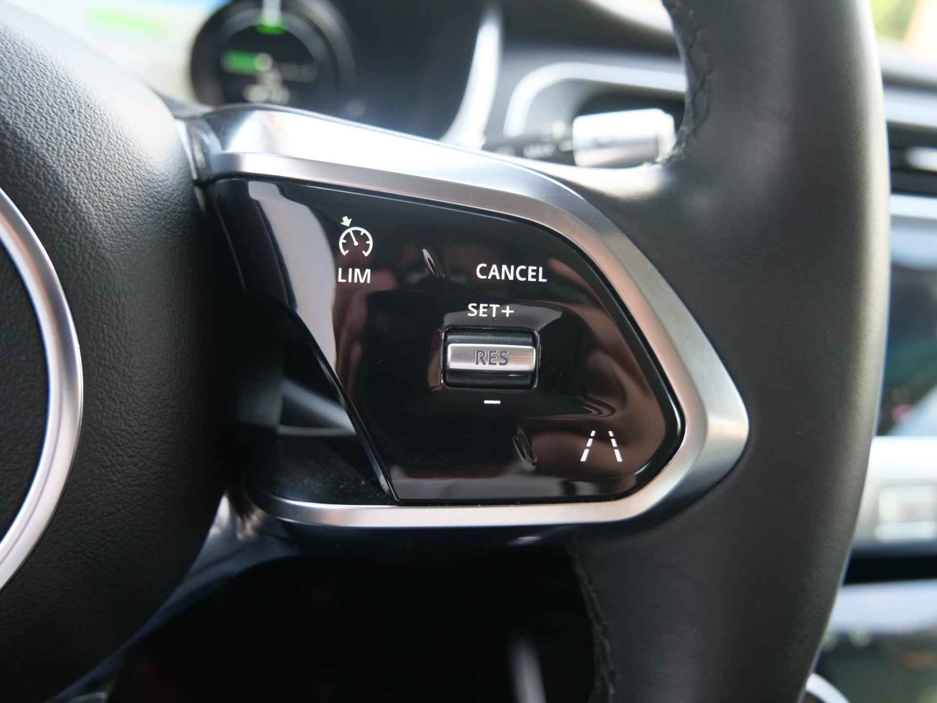 Jaguar I-PACE EV400 Business Edition S Navi / Camera / Leder / Apple Carplay - 35/42