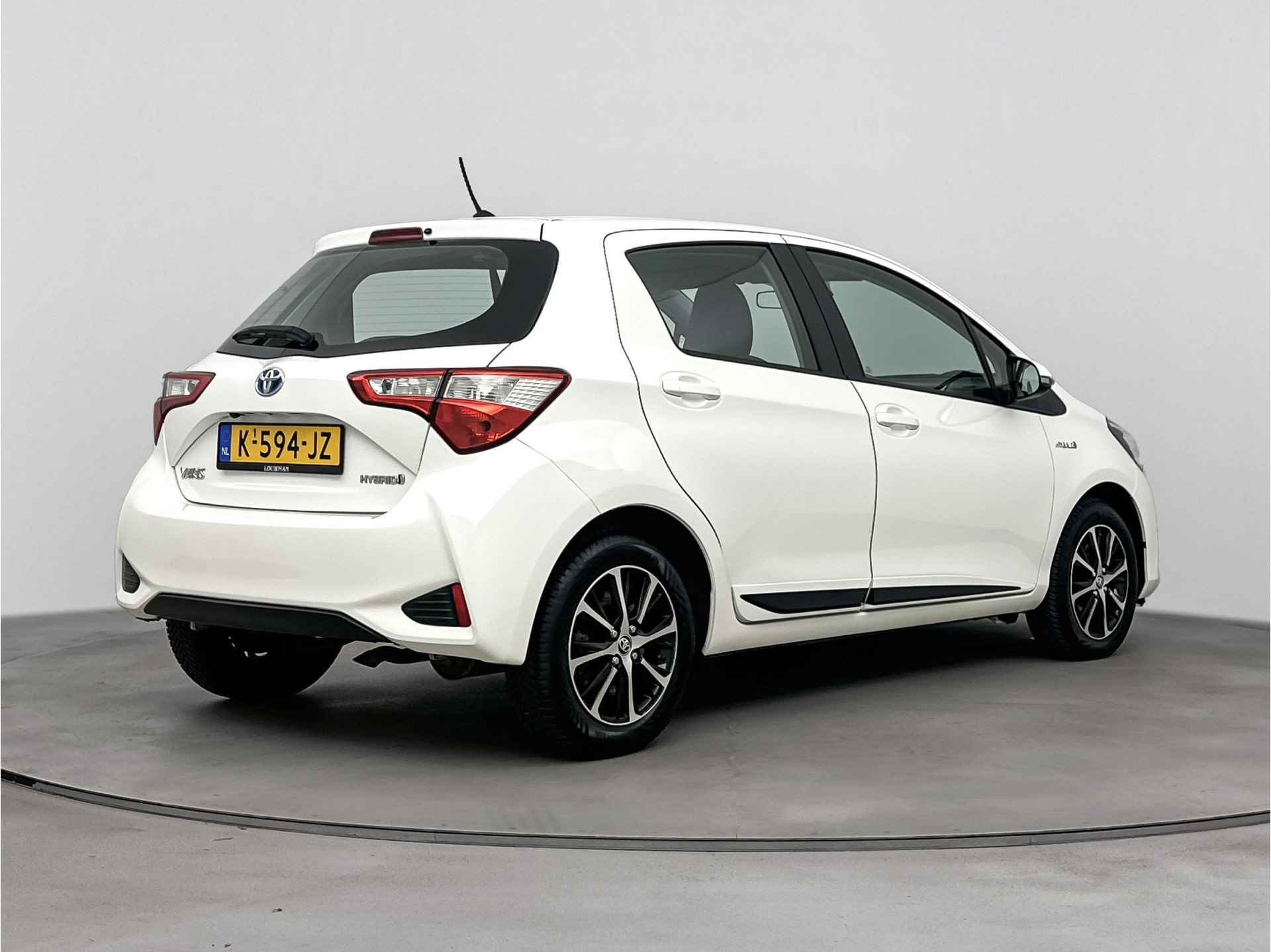 Toyota Yaris 1.5 Hybrid Design Sport Limited | Lichtmetalen Velgen | Cruise Control | - 16/39