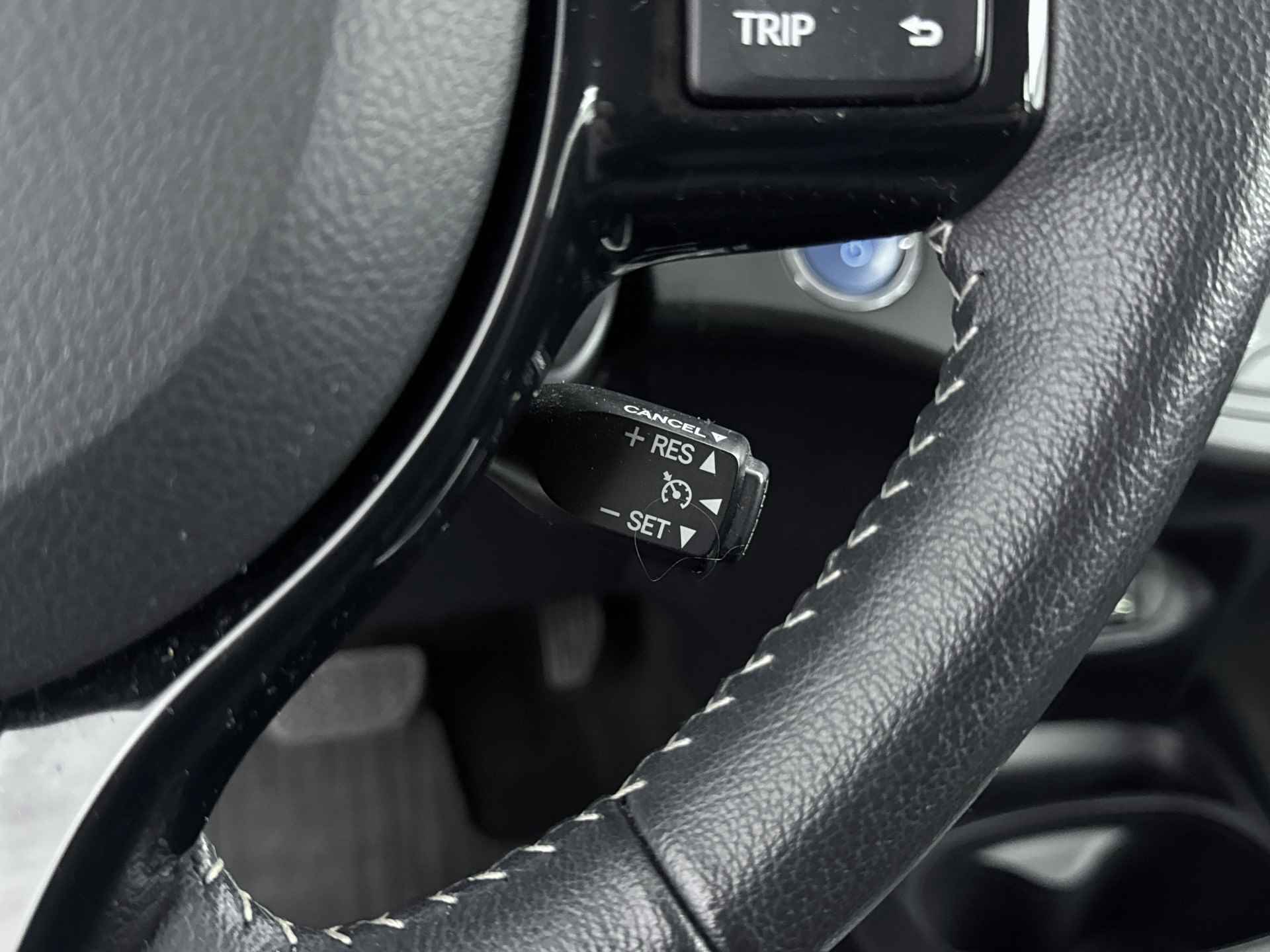 Toyota Yaris 1.5 Hybrid Design Sport Limited | Lichtmetalen Velgen | Cruise Control | - 24/39