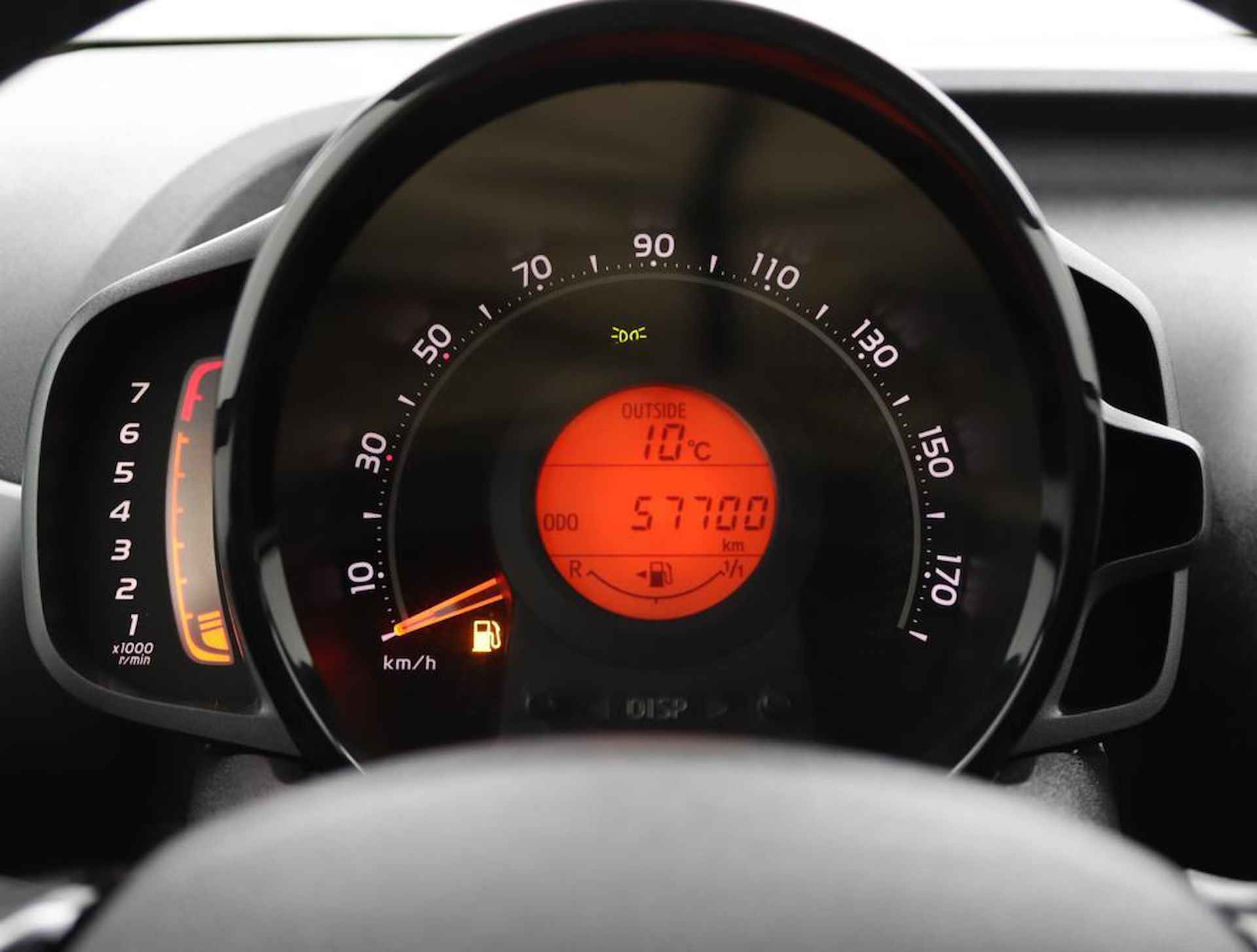 Toyota Aygo 1.0 VVT-i x-play | Apple carplay/Android auto | Groot display met parkeercamera | - 6/51