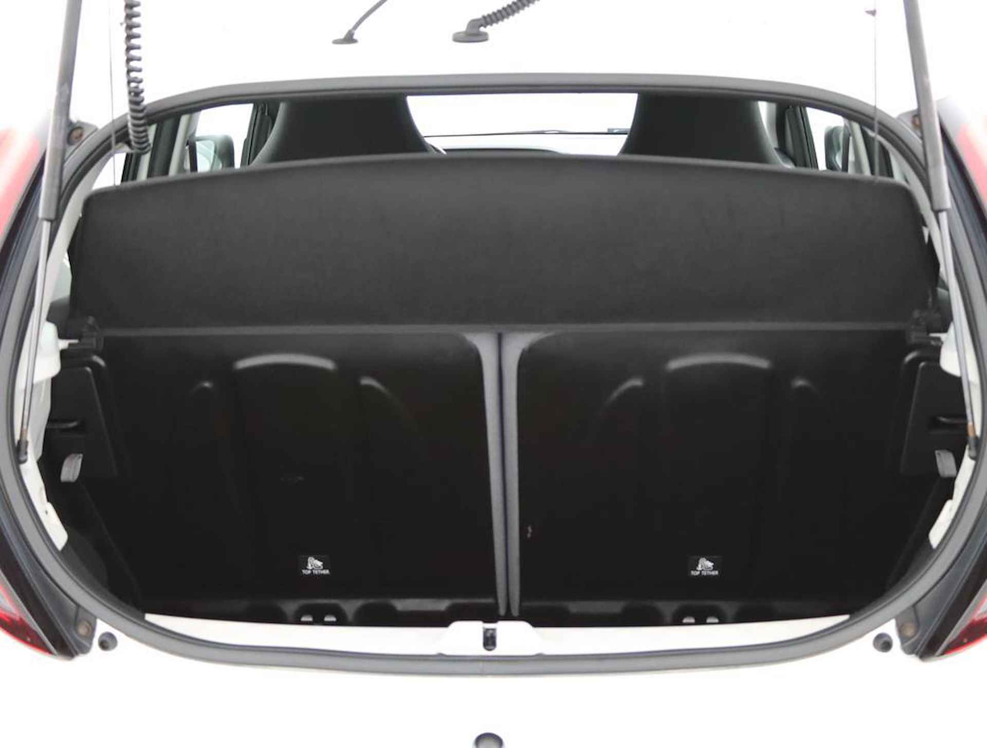Toyota Aygo 1.0 VVT-i x-play | Apple carplay/Android auto | Groot display met parkeercamera | - 22/51