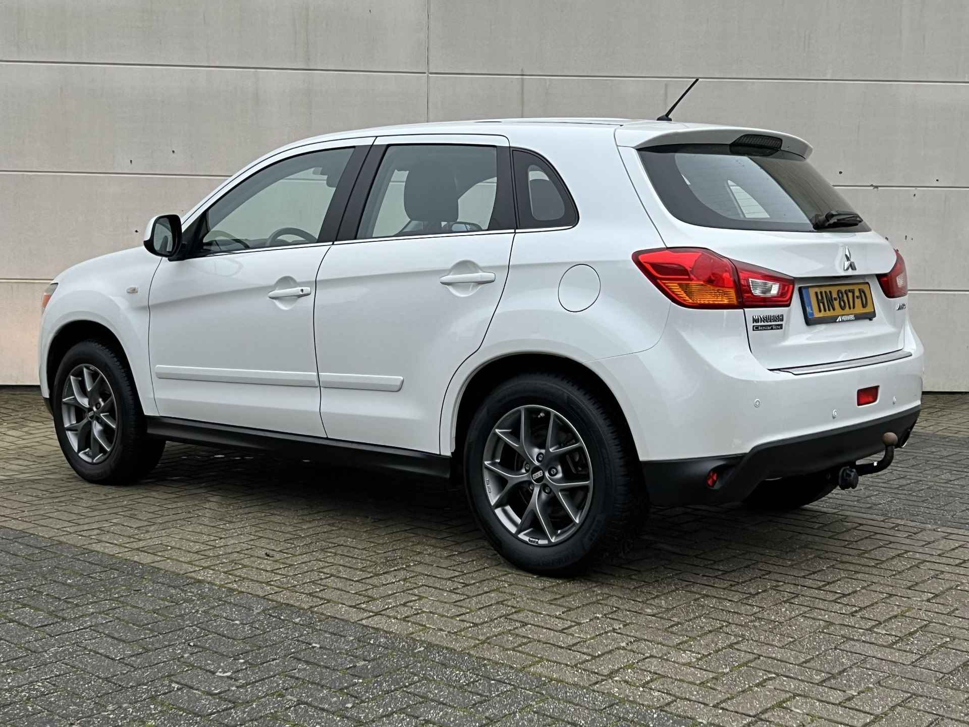 Mitsubishi ASX 1.6 Cleartec Bright / Airco / Dealer Onderhouden / Licht Metalen Velgen / Radio / Trekhaak 1.200 KG Trekgewicht / - 3/25