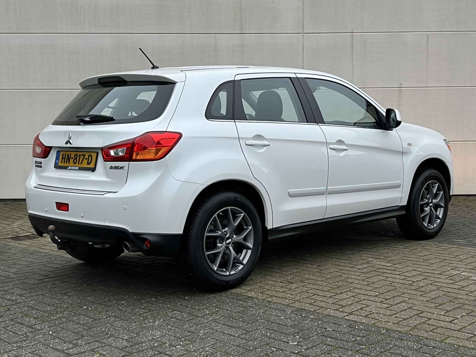 Mitsubishi ASX 1.6 Cleartec Bright / Airco / Dealer Onderhouden / Licht Metalen Velgen / Radio / Trekhaak 1.200 KG Trekgewicht / - 5/25