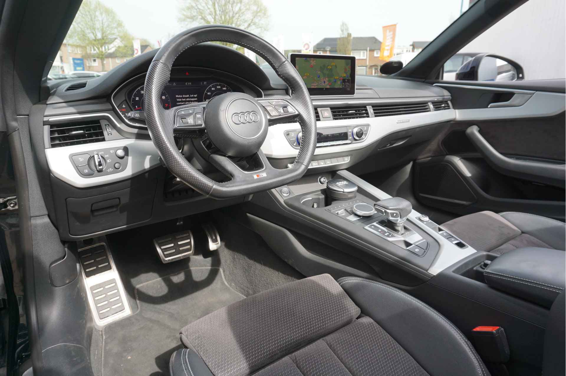 Audi A5 Cabriolet 2.0 TFSI MHEV Quattro Sport Pro Line S - 14/18
