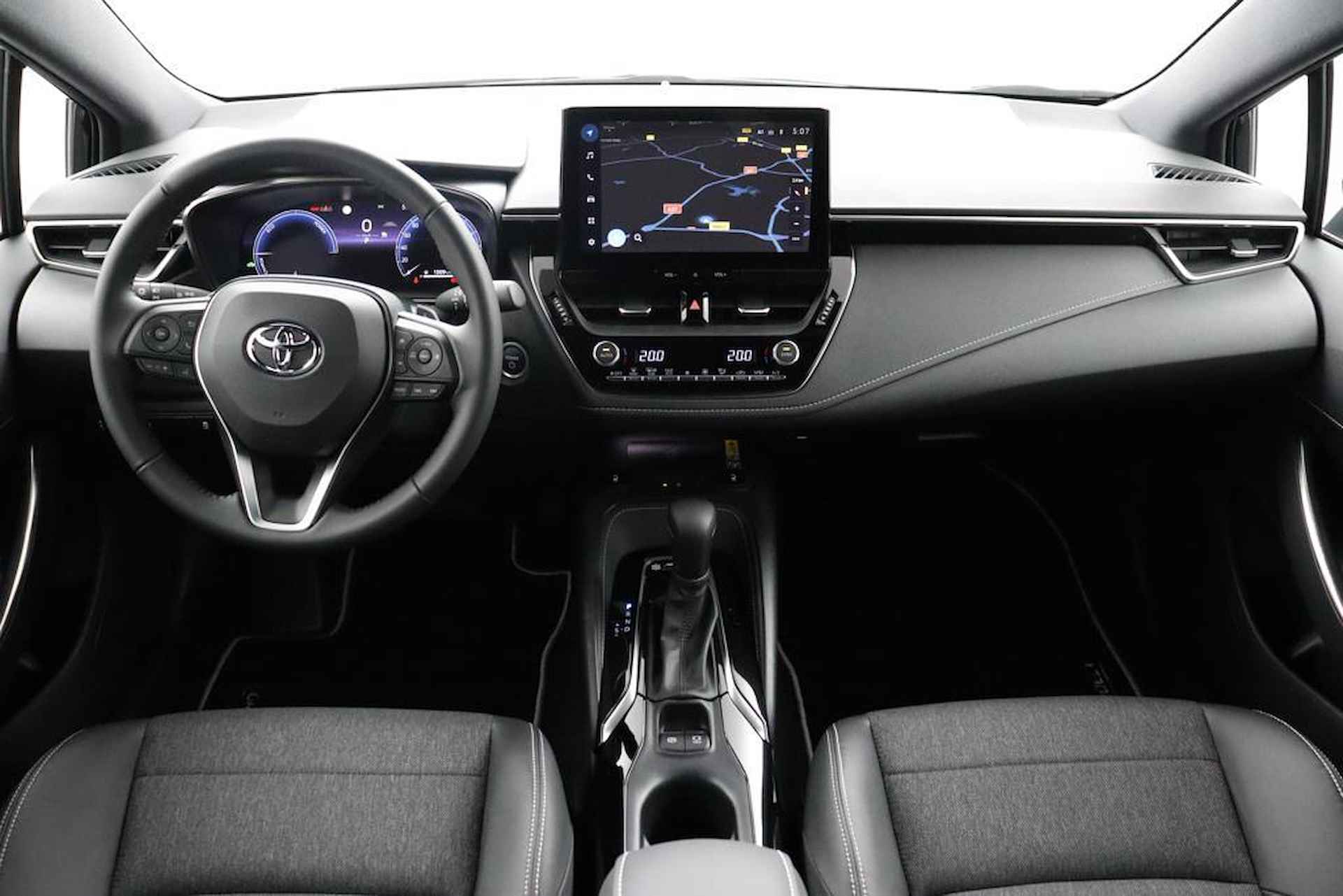 Toyota Corolla Touring Sports 2.0 High Power Hybrid First Edition | Navigatie | Climate-Control | Apple Carplay/Android Auto | Parkeersensoren | Elektrische Achterklep | - 4/47