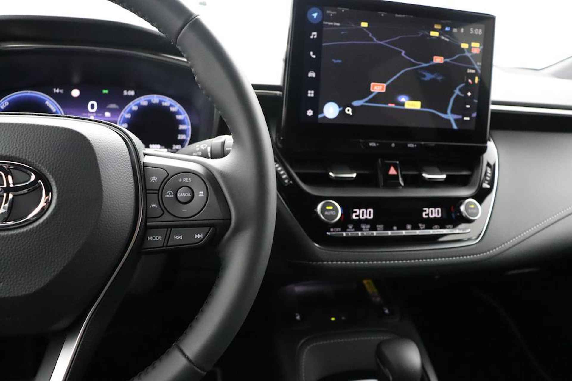 Toyota Corolla Touring Sports 2.0 High Power Hybrid First Edition | Navigatie | Climate-Control | Apple Carplay/Android Auto | Parkeersensoren | Elektrische Achterklep | - 21/47