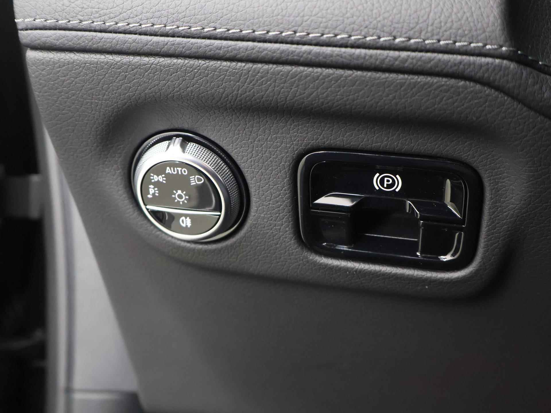 Mercedes-Benz EQE 300 Business Line 89 kWh Panoramadak | Memory | Rijassistentiepakket | 20 inch LM velgen | Alarm | dab+ - 36/47