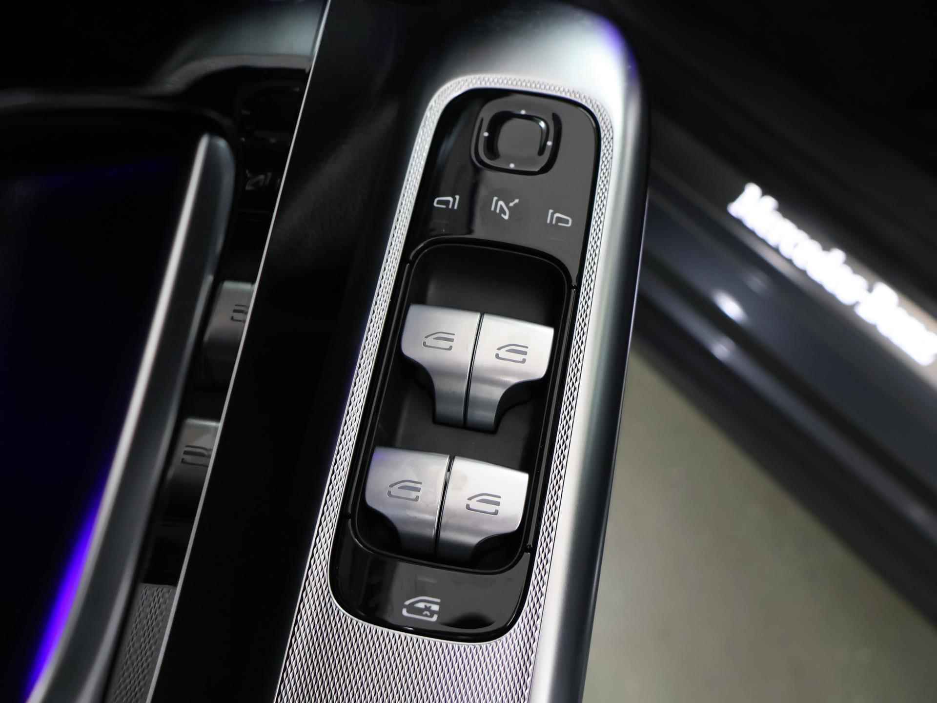 Mercedes-Benz EQE 300 Business Line 89 kWh Panoramadak | Memory | Rijassistentiepakket | 20 inch LM velgen | Alarm | dab+ - 37/47
