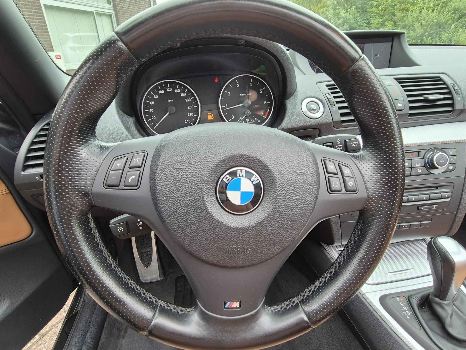 BMW 1 Serie Cabrio 118i M Sport Edition Leder / Navigatie. - 21/36