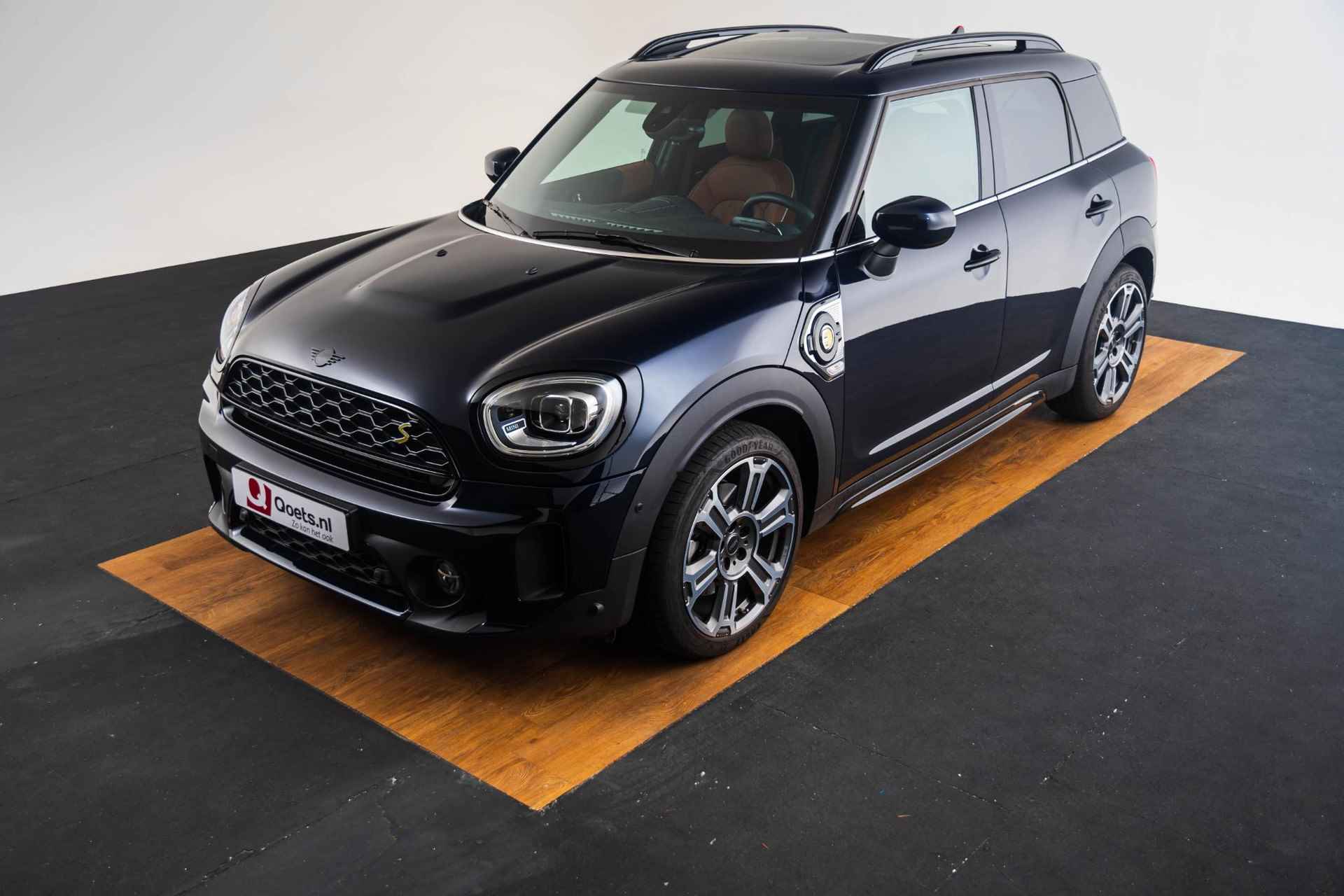 Mini Cooper SE Countryman ALL4 Yours Panoramadak - Parking/Driving Assistant - Comfort Acces - Elektrische achterklep - Elektrisch inklapbare buitenspiegels - Cruise Control - Chrome Line Interieur - - 35/59