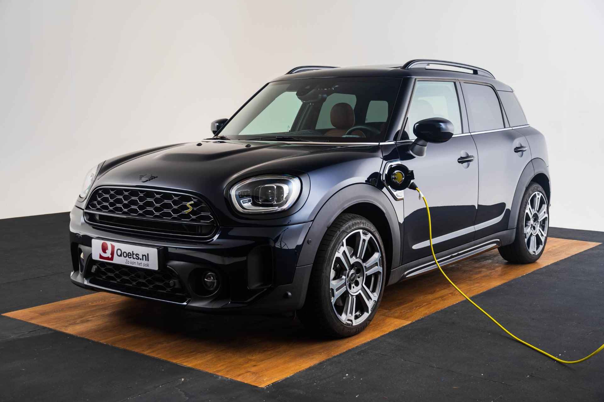 Mini Cooper SE Countryman ALL4 Yours Panoramadak - Parking/Driving Assistant - Comfort Acces - Elektrische achterklep - Elektrisch inklapbare buitenspiegels - Cruise Control - Chrome Line Interieur - - 48/59